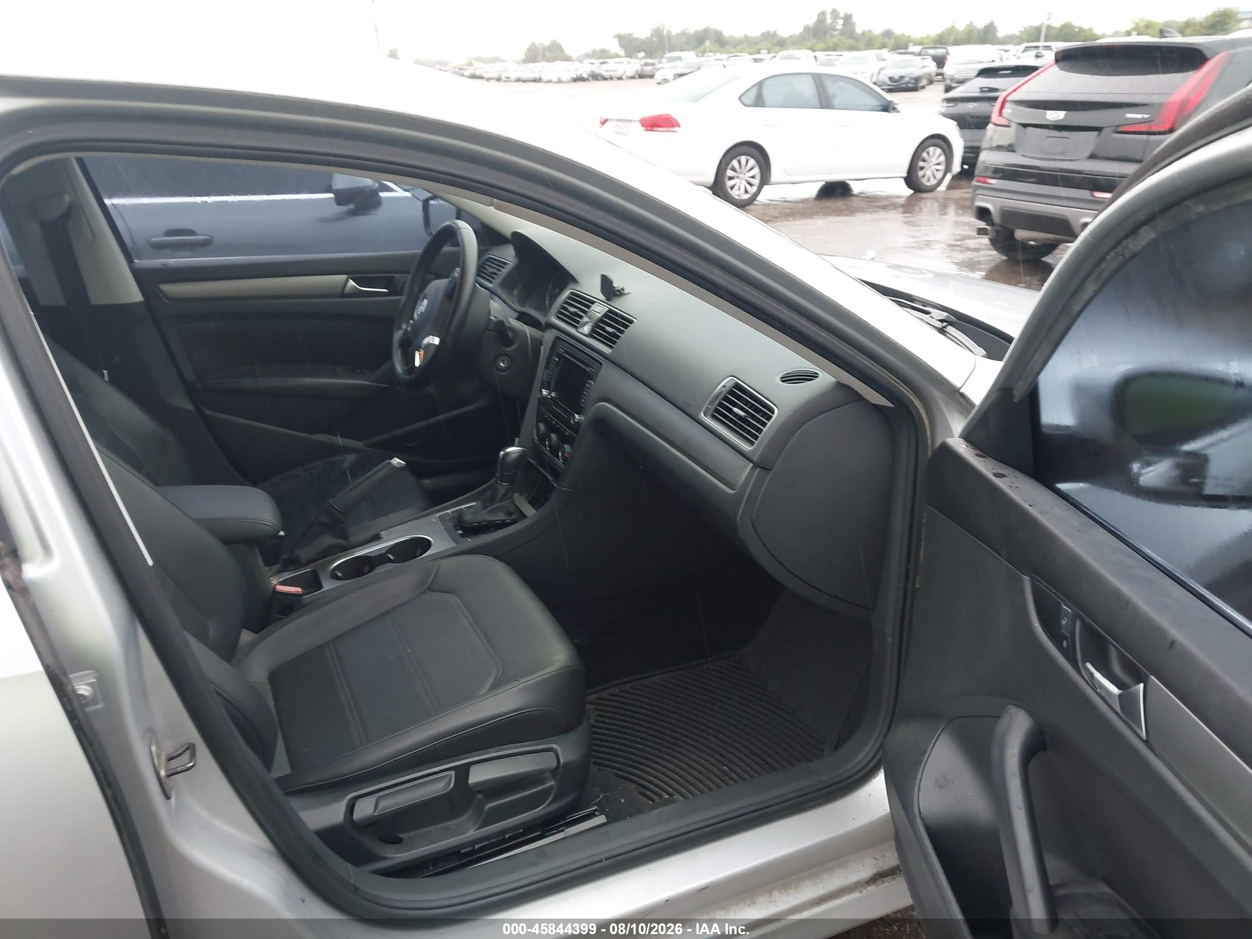 2014 Volkswagen Passat 1.8t Se Silver vin: 1VWBS7A32EC121104