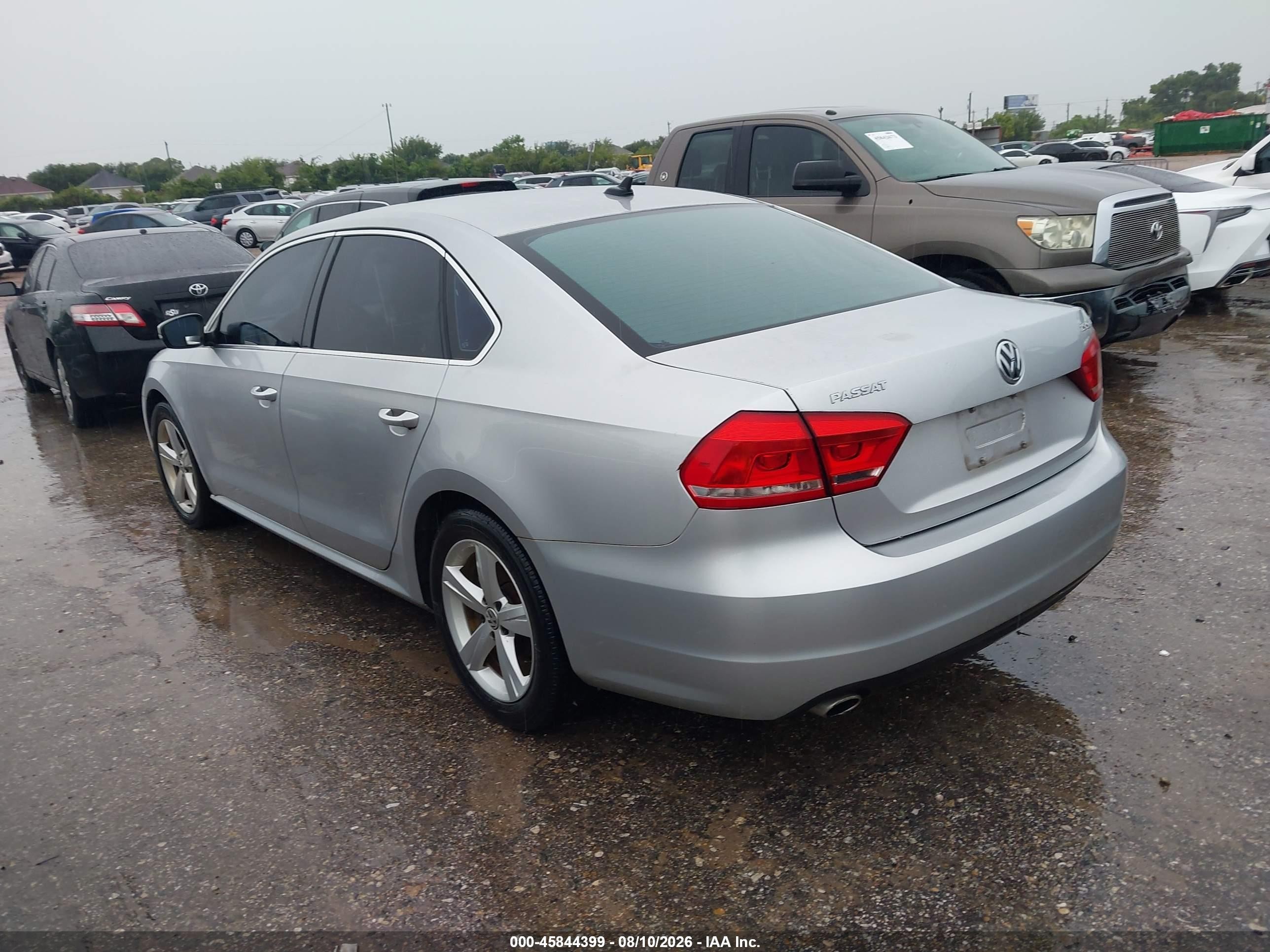2014 Volkswagen Passat 1.8t Se Silver vin: 1VWBS7A32EC121104