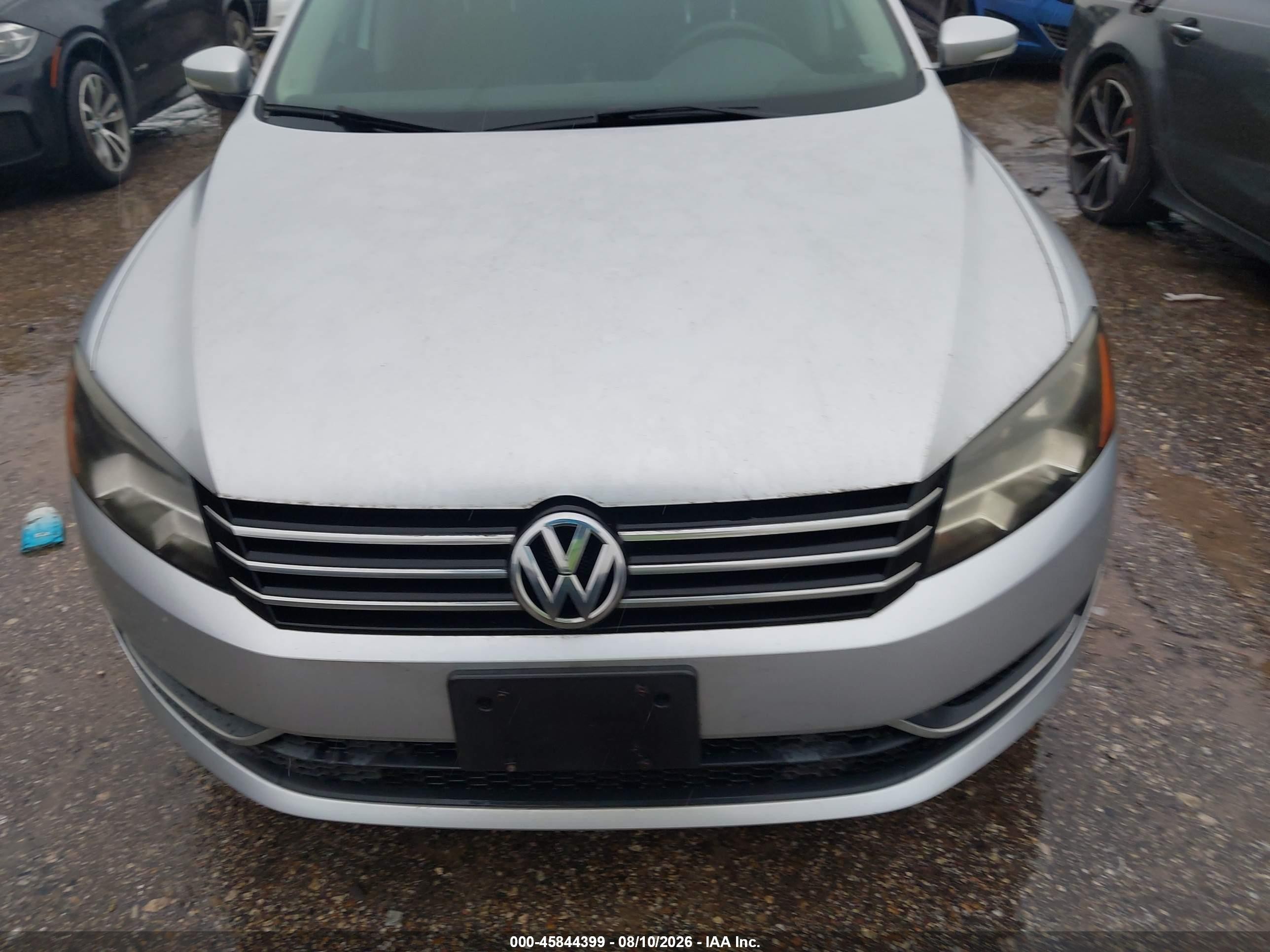 2014 Volkswagen Passat 1.8t Se Silver vin: 1VWBS7A32EC121104