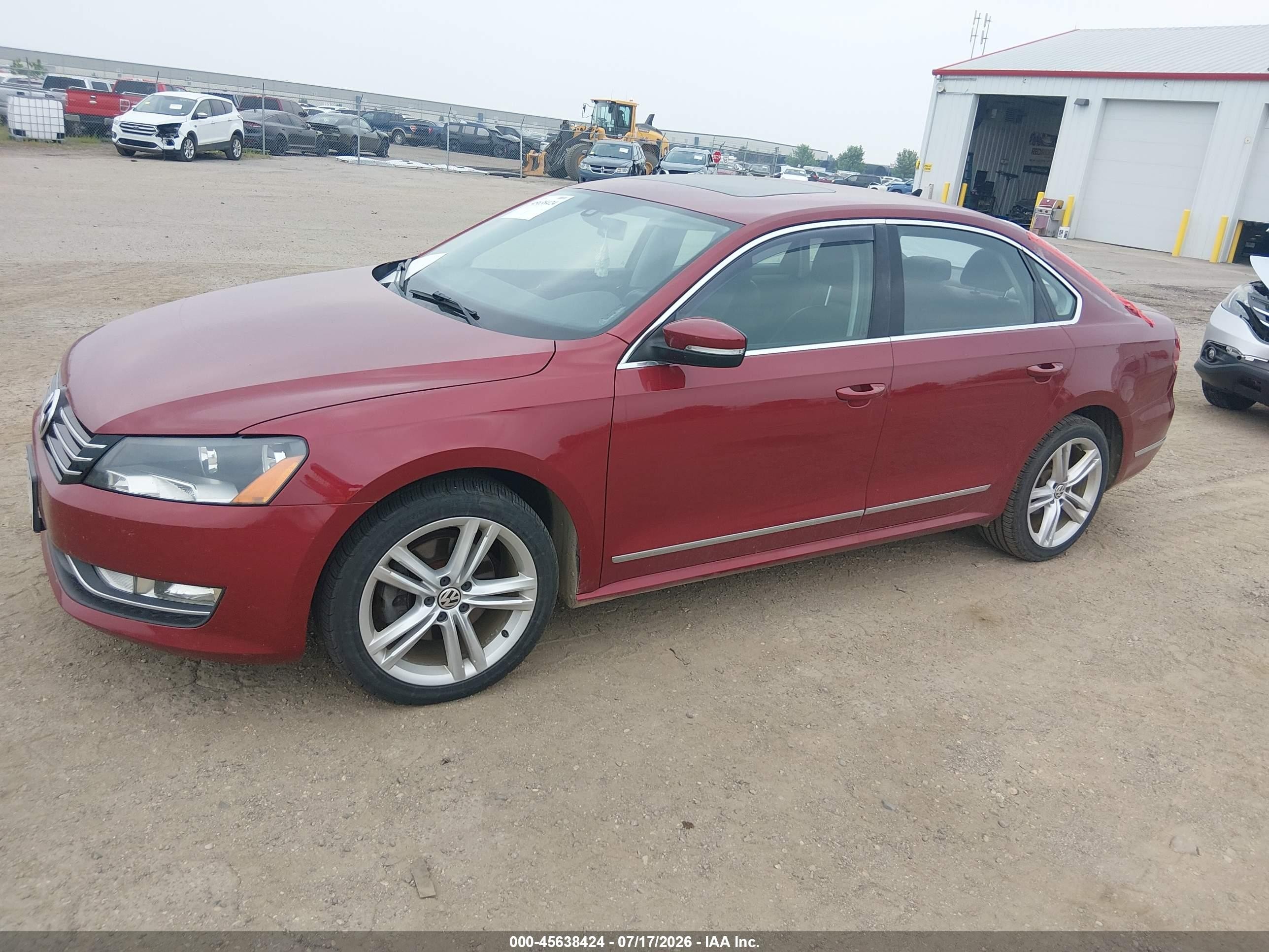 2015 Volkswagen Passat 1.8t Se Red vin: 1VWBS7A32FC072004