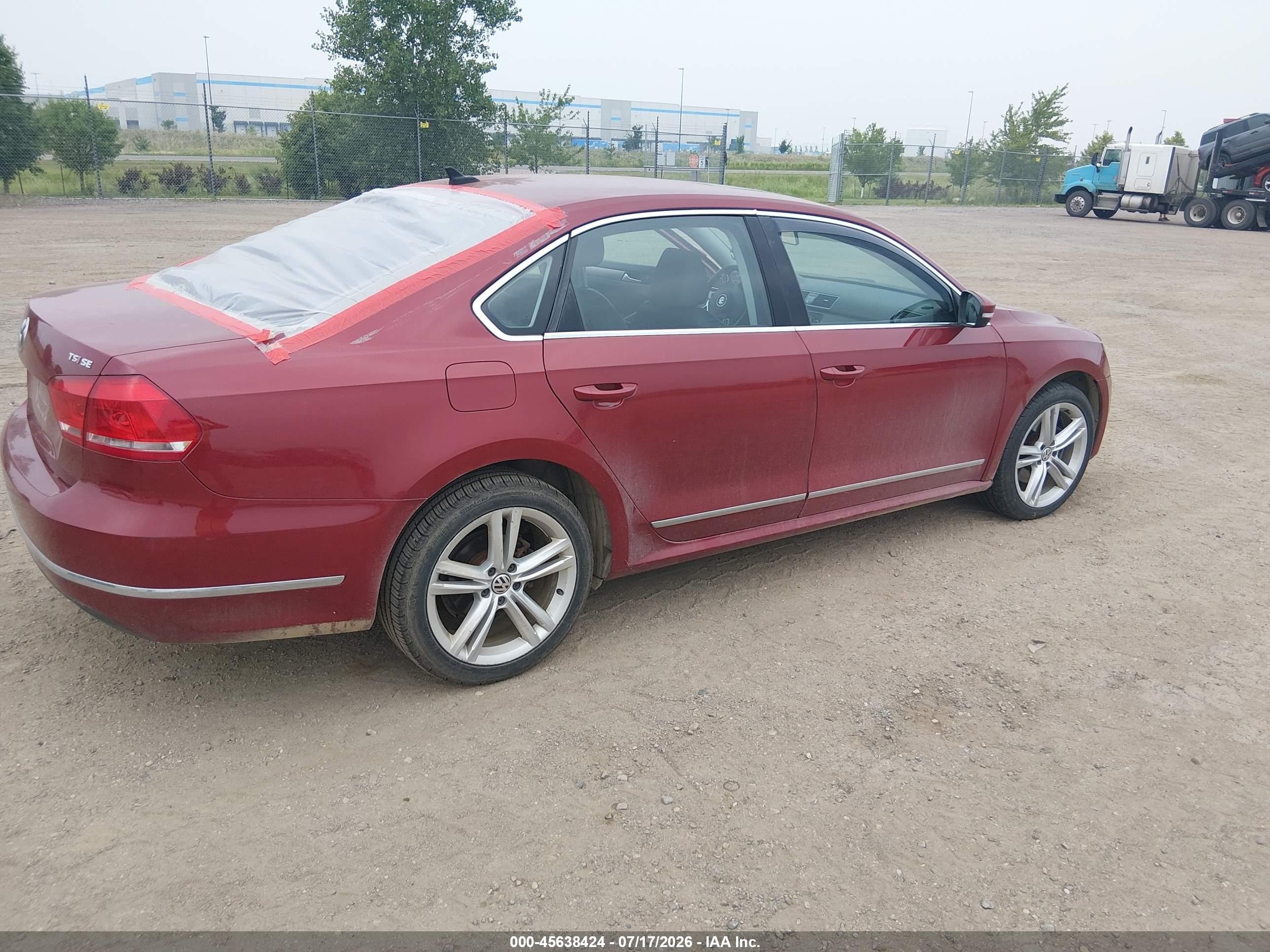 2015 Volkswagen Passat 1.8t Se Red vin: 1VWBS7A32FC072004