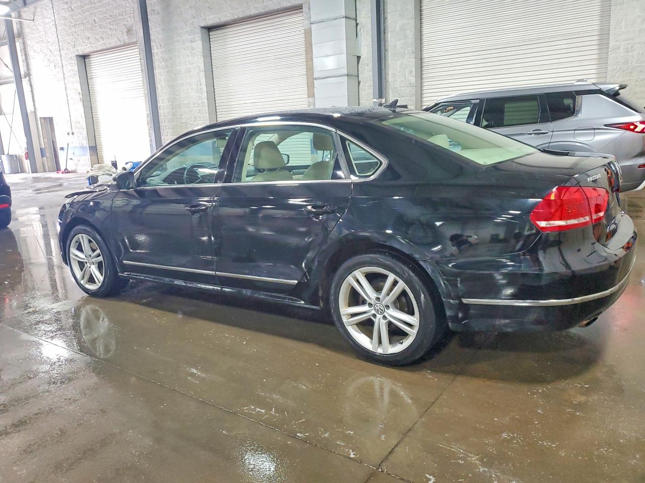 2015 Volkswagen Passat Se Black vin: 1VWBS7A32FC075422