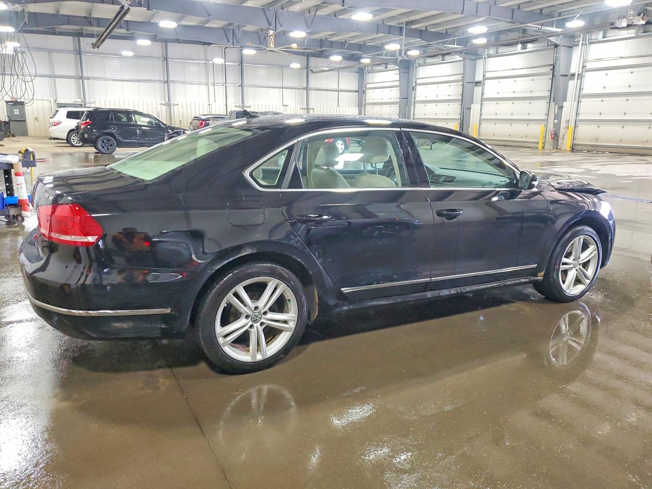 2015 Volkswagen Passat Se Черный vin: 1VWBS7A32FC075422