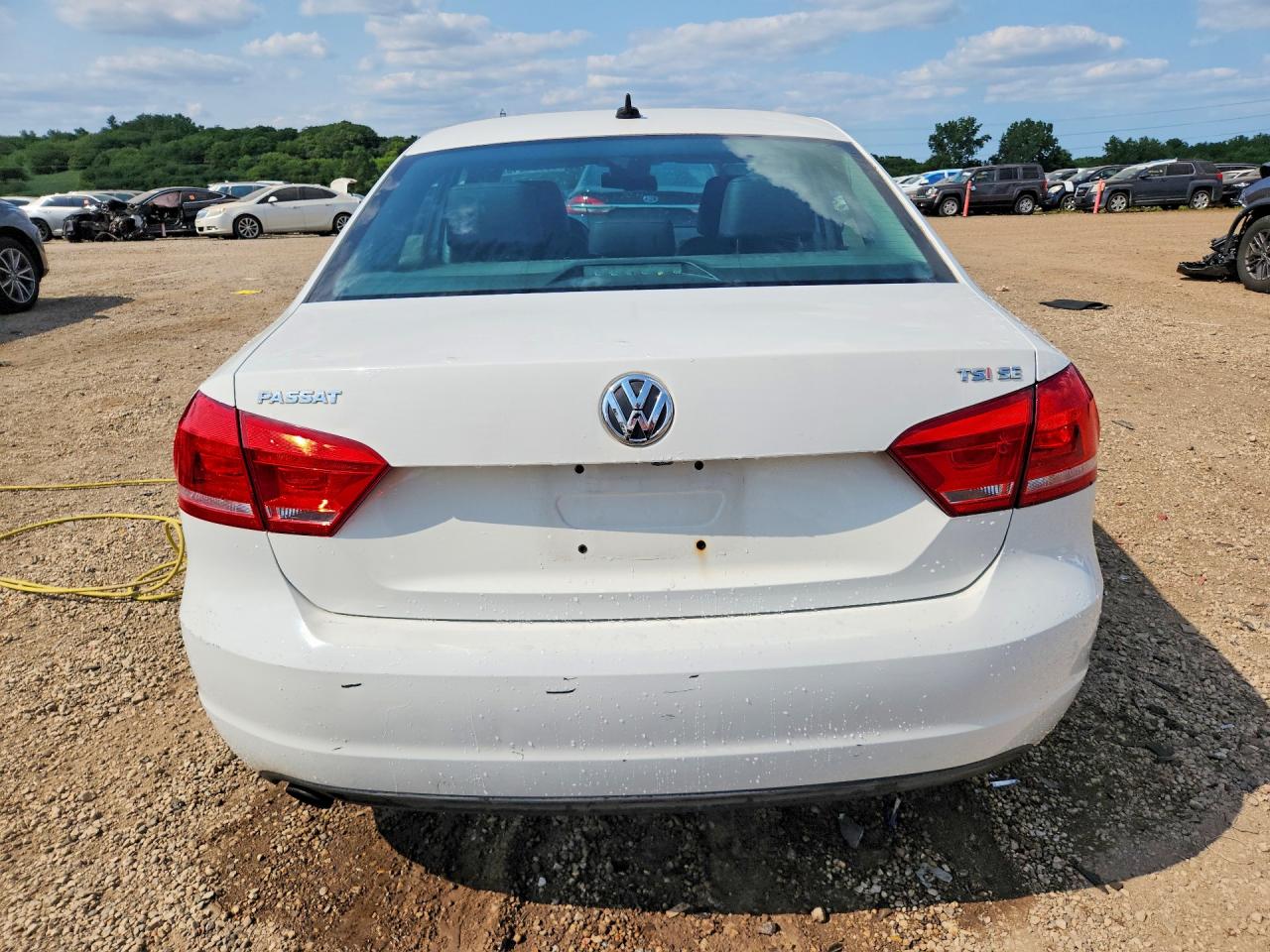 2014 Volkswagen Passat Se White vin: 1VWBS7A33EC053041
