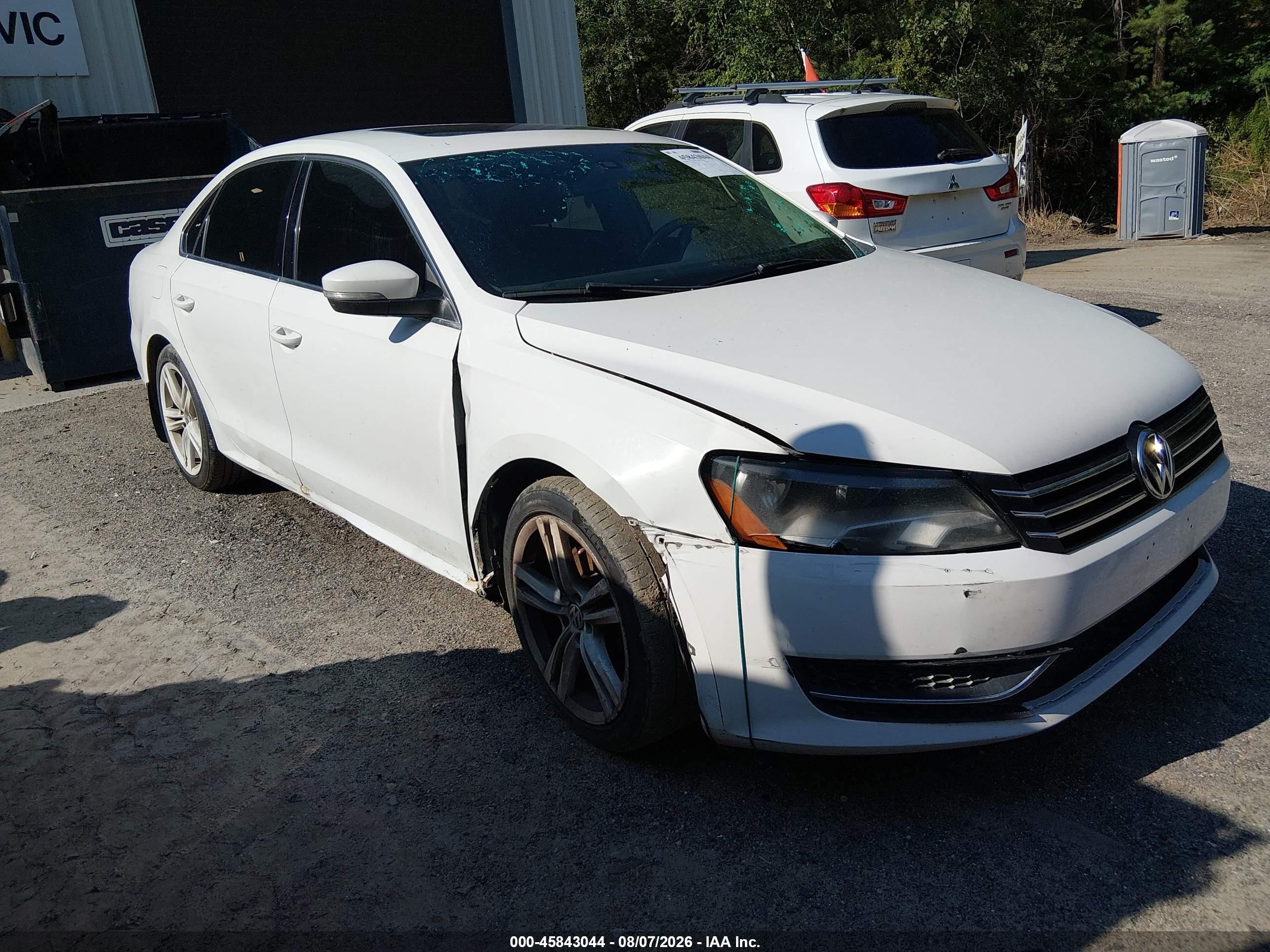 1VWBS7A33EC060216