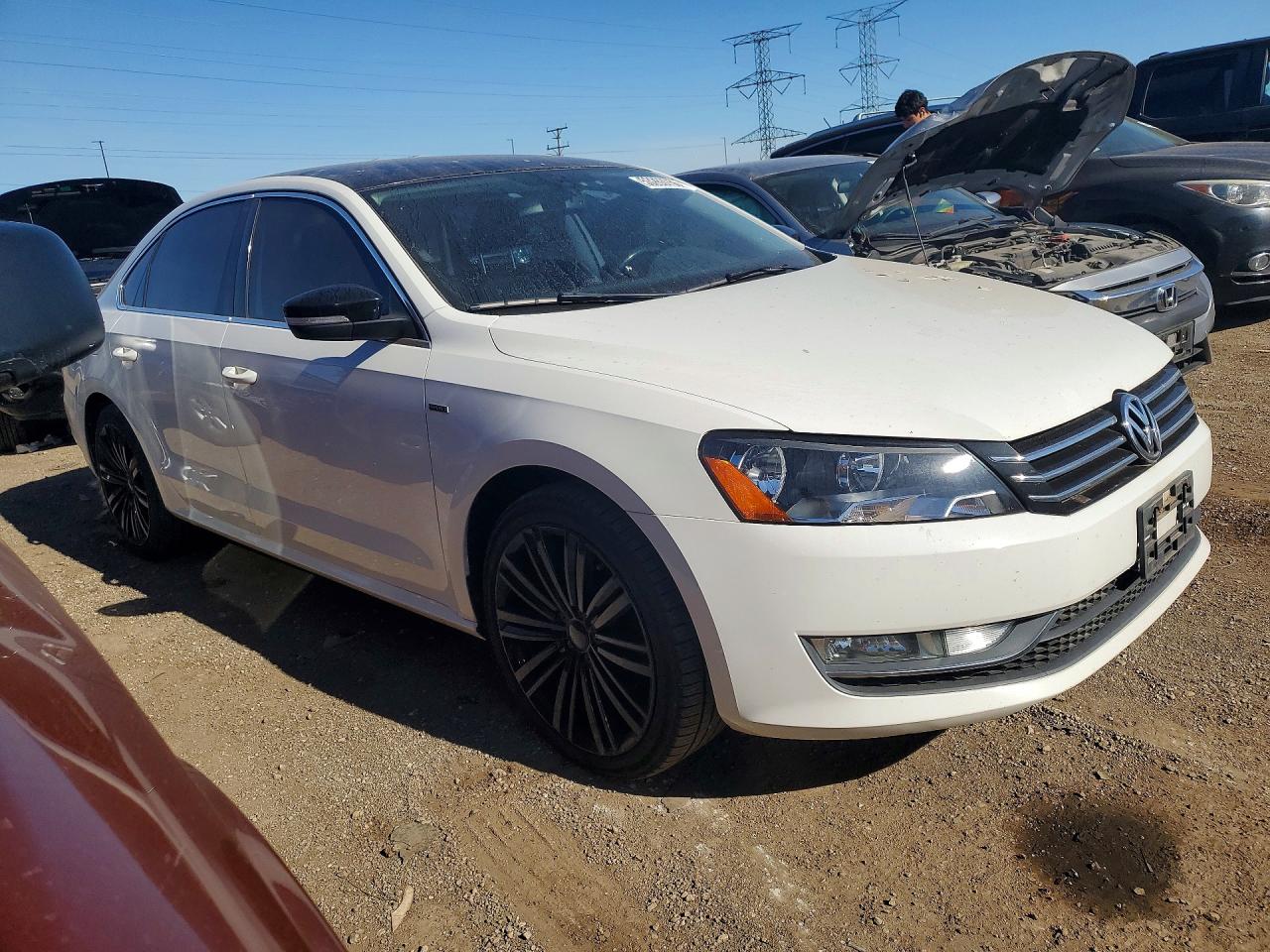 2014 Volkswagen Passat Se Белый vin: 1VWBS7A33EC115361