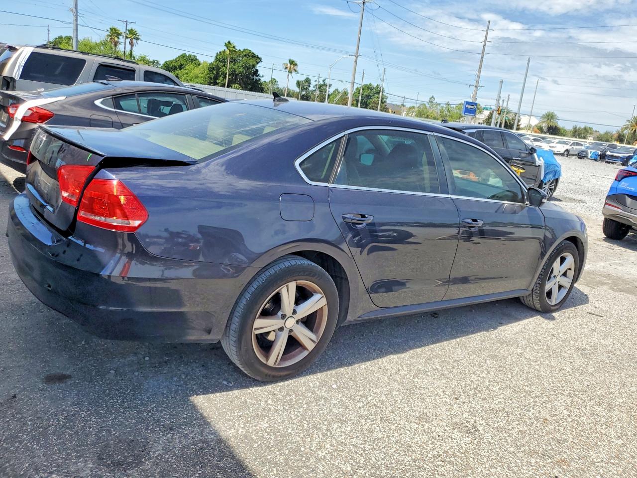 2014 Volkswagen Passat Se Charcoal vin: 1VWBS7A33EC118907