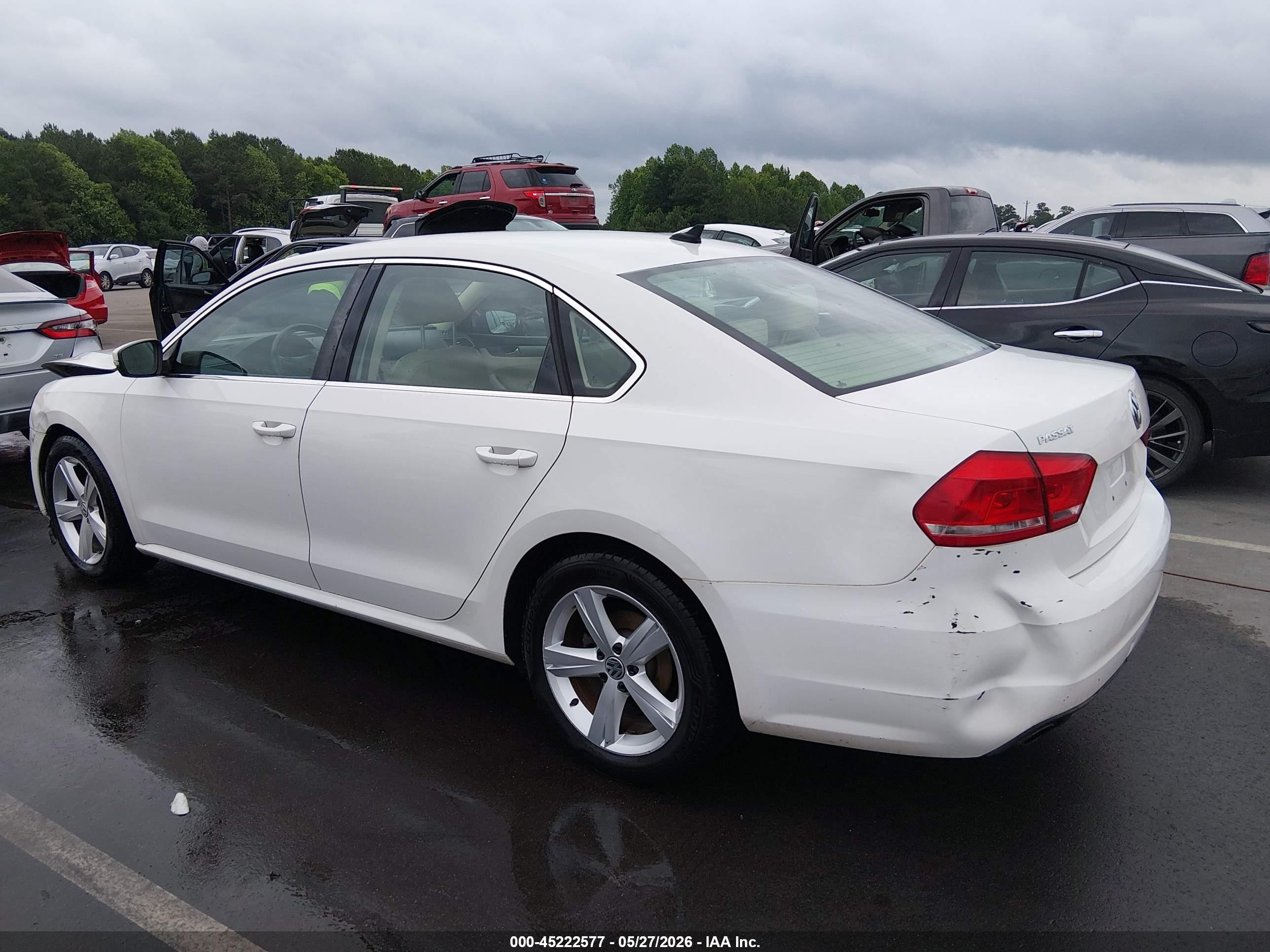 2014 Volkswagen Passat 1.8t Se White vin: 1VWBS7A34EC029055