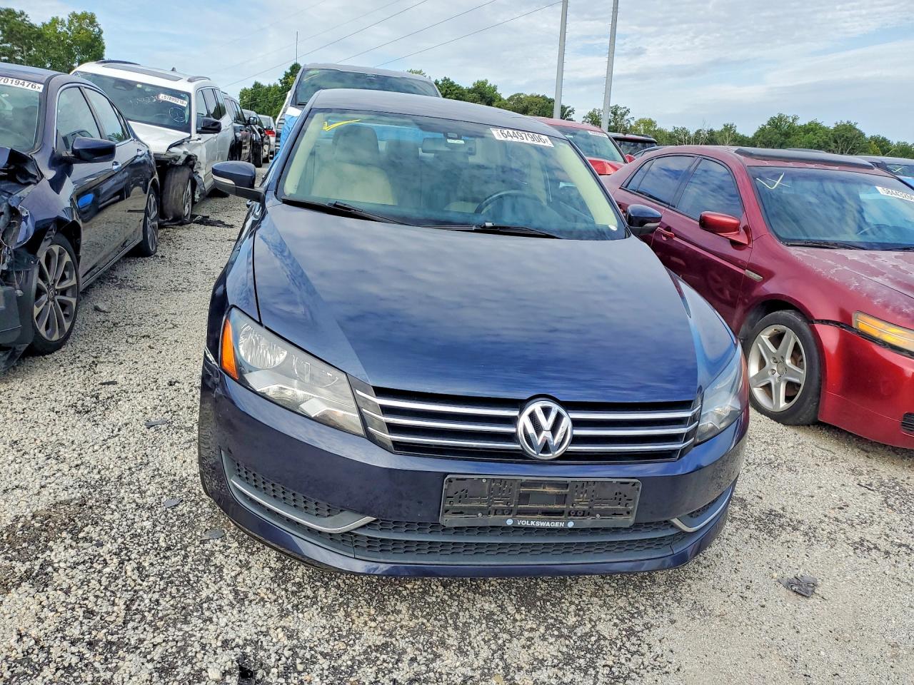 2014 Volkswagen Passat Se Blue vin: 1VWBS7A34EC094553