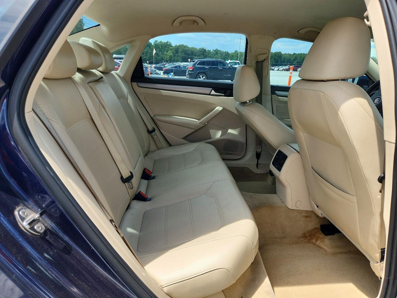 2014 Volkswagen Passat Se Blue vin: 1VWBS7A34EC094553