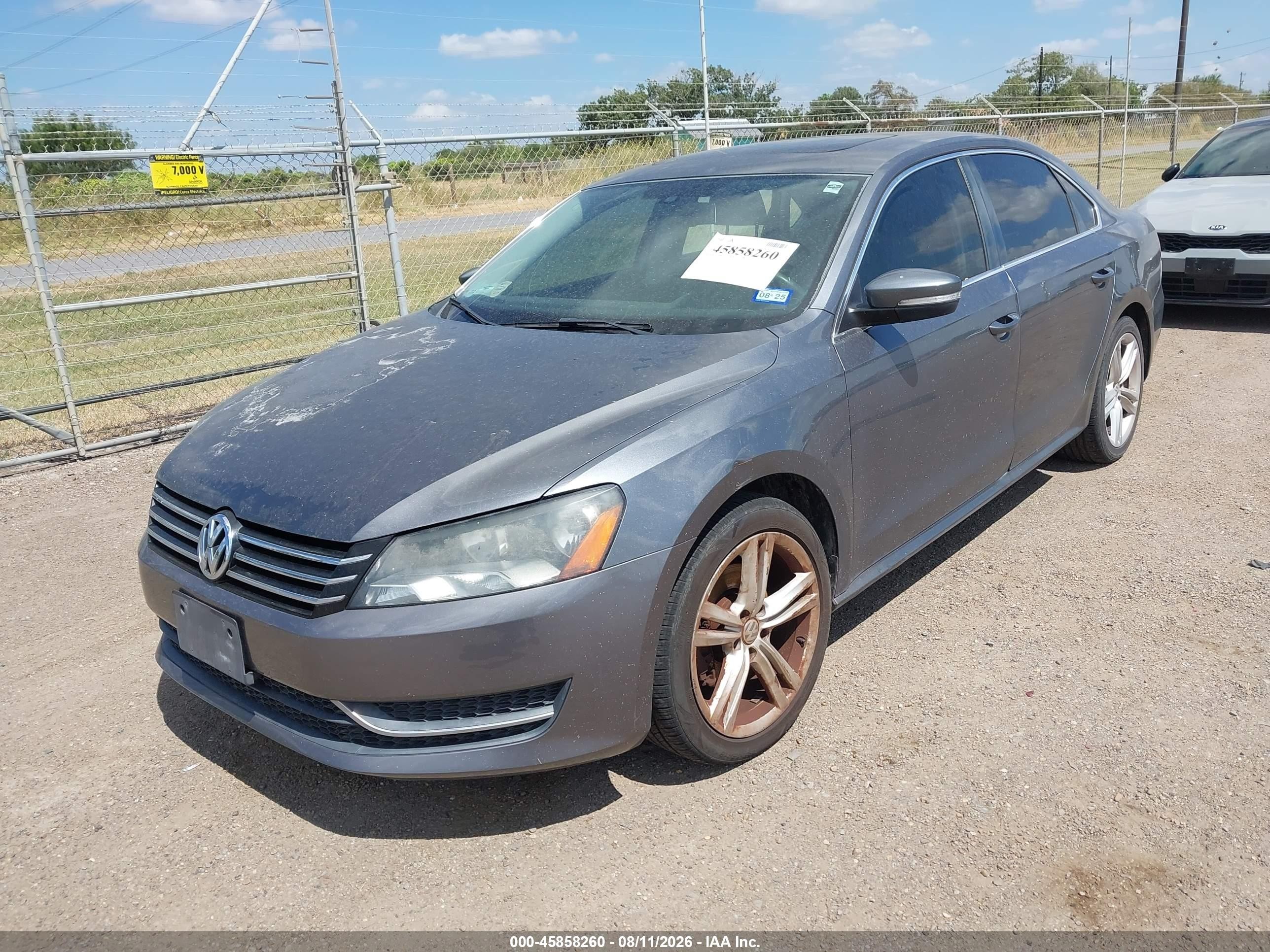 2014 Volkswagen Passat 1.8t Se Gray vin: 1VWBS7A34EC121072