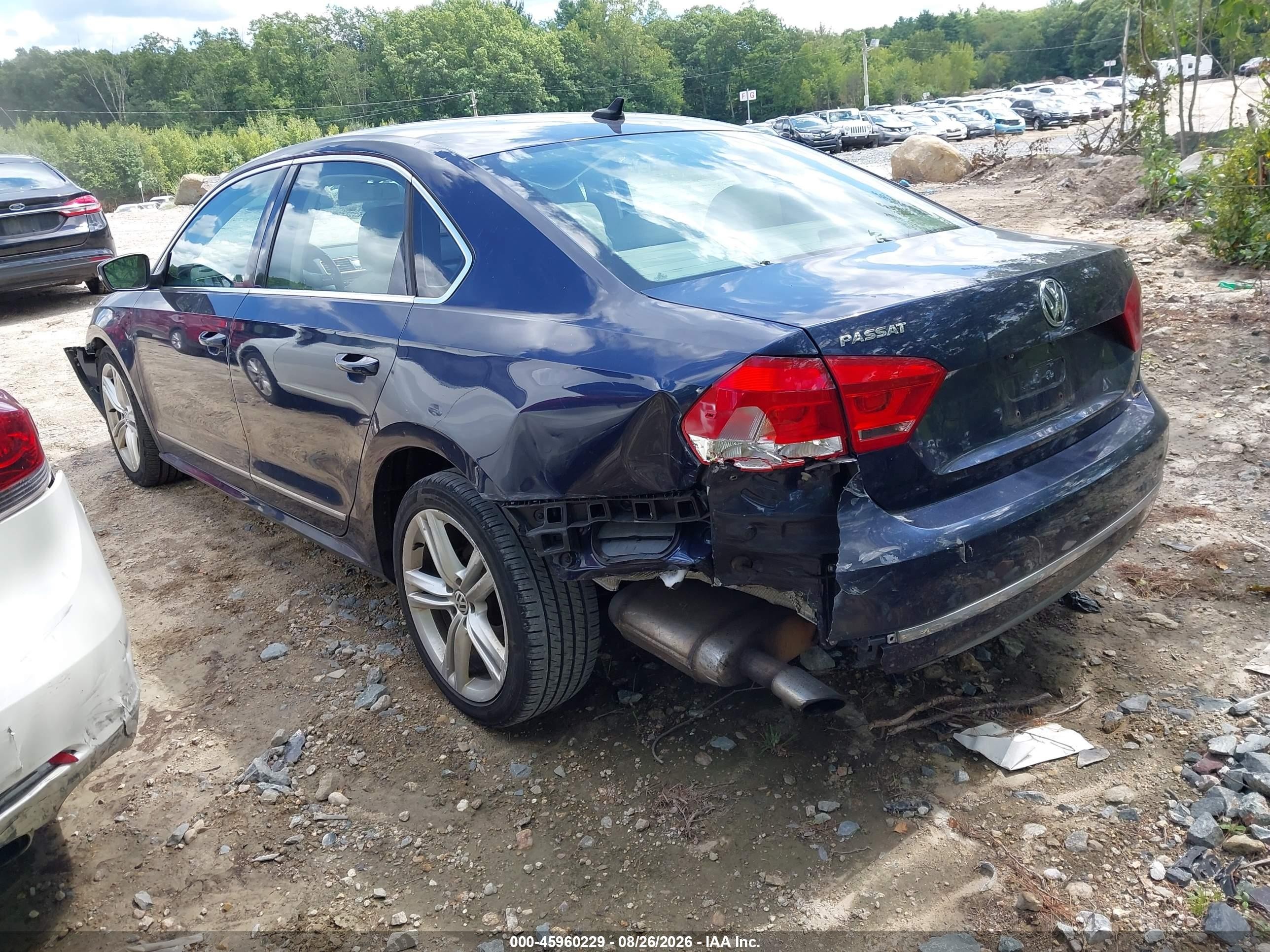 2015 Volkswagen Passat 1.8t Se Blue vin: 1VWBS7A34FC025203