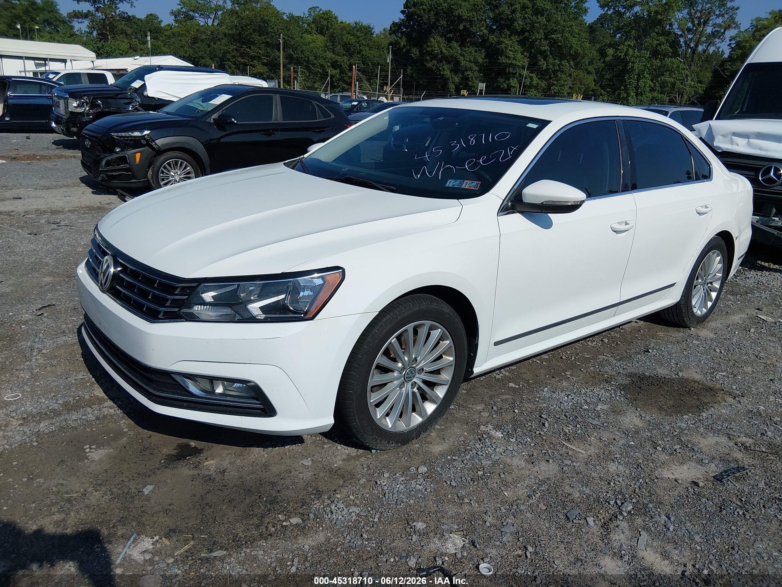 2016 Volkswagen Passat 1.8t Se White vin: 1VWBS7A34GC053939
