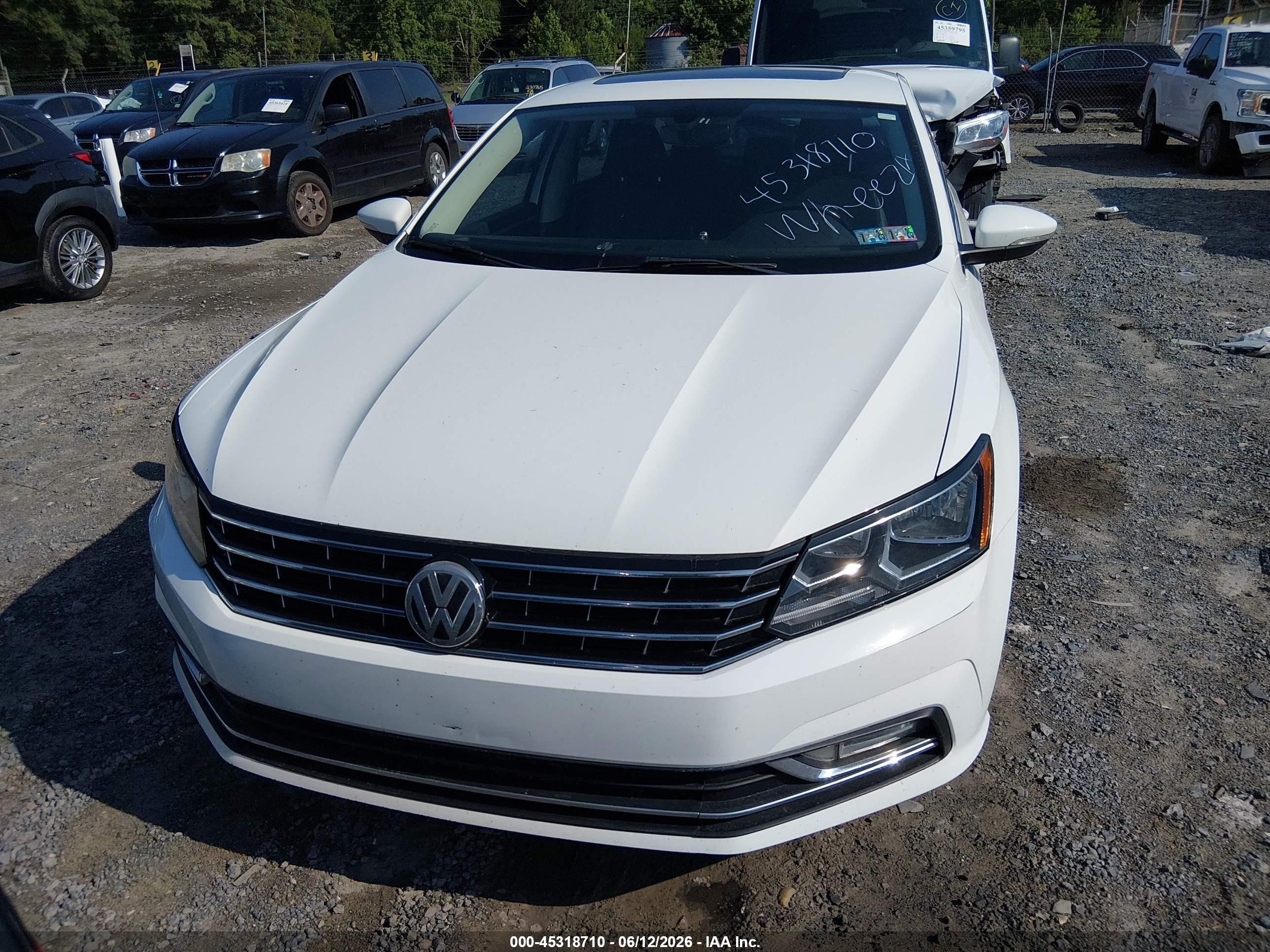 2016 Volkswagen Passat 1.8t Se White vin: 1VWBS7A34GC053939