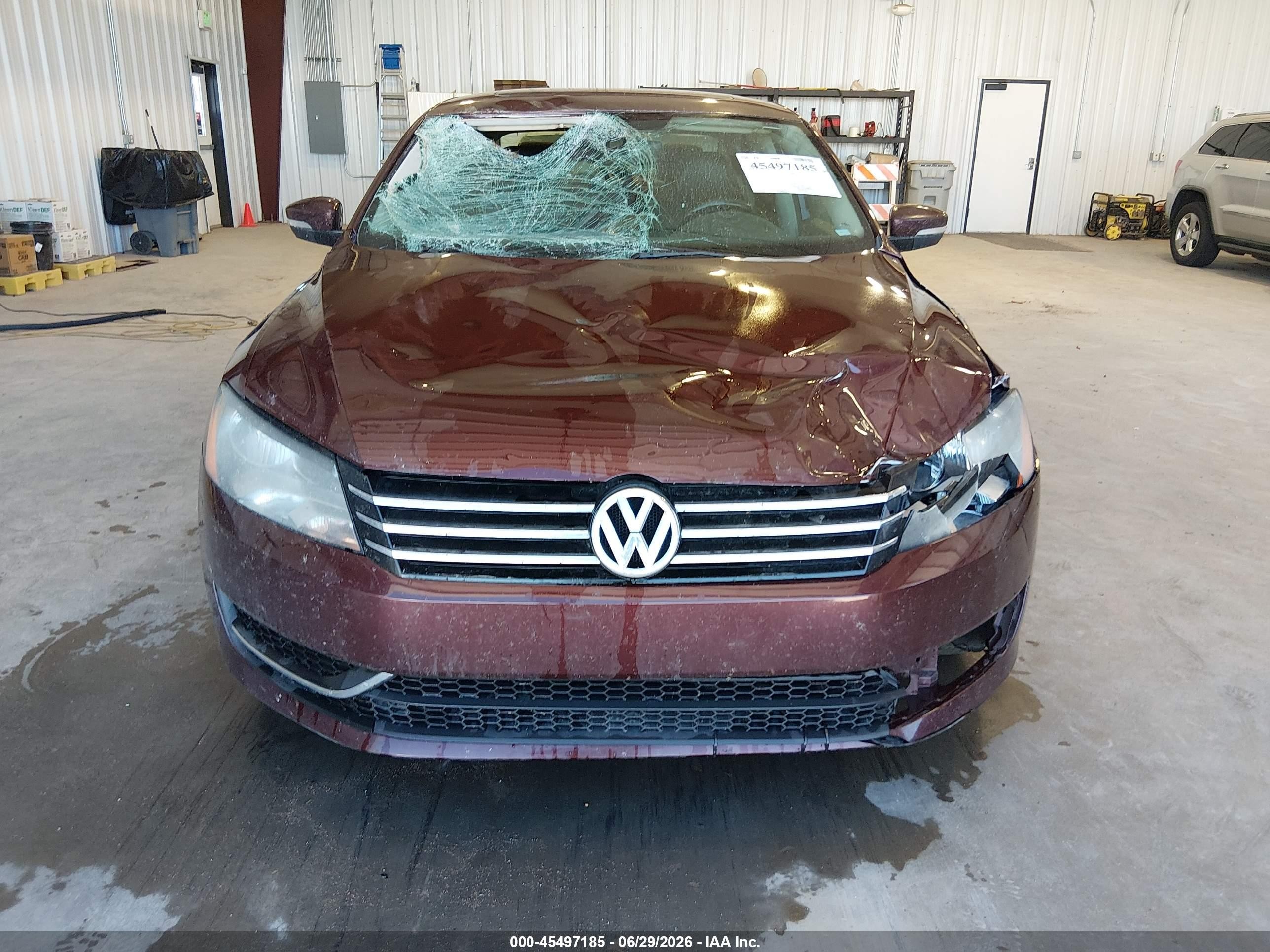 2014 Volkswagen Passat 1.8t Se Brown vin: 1VWBS7A35EC052103