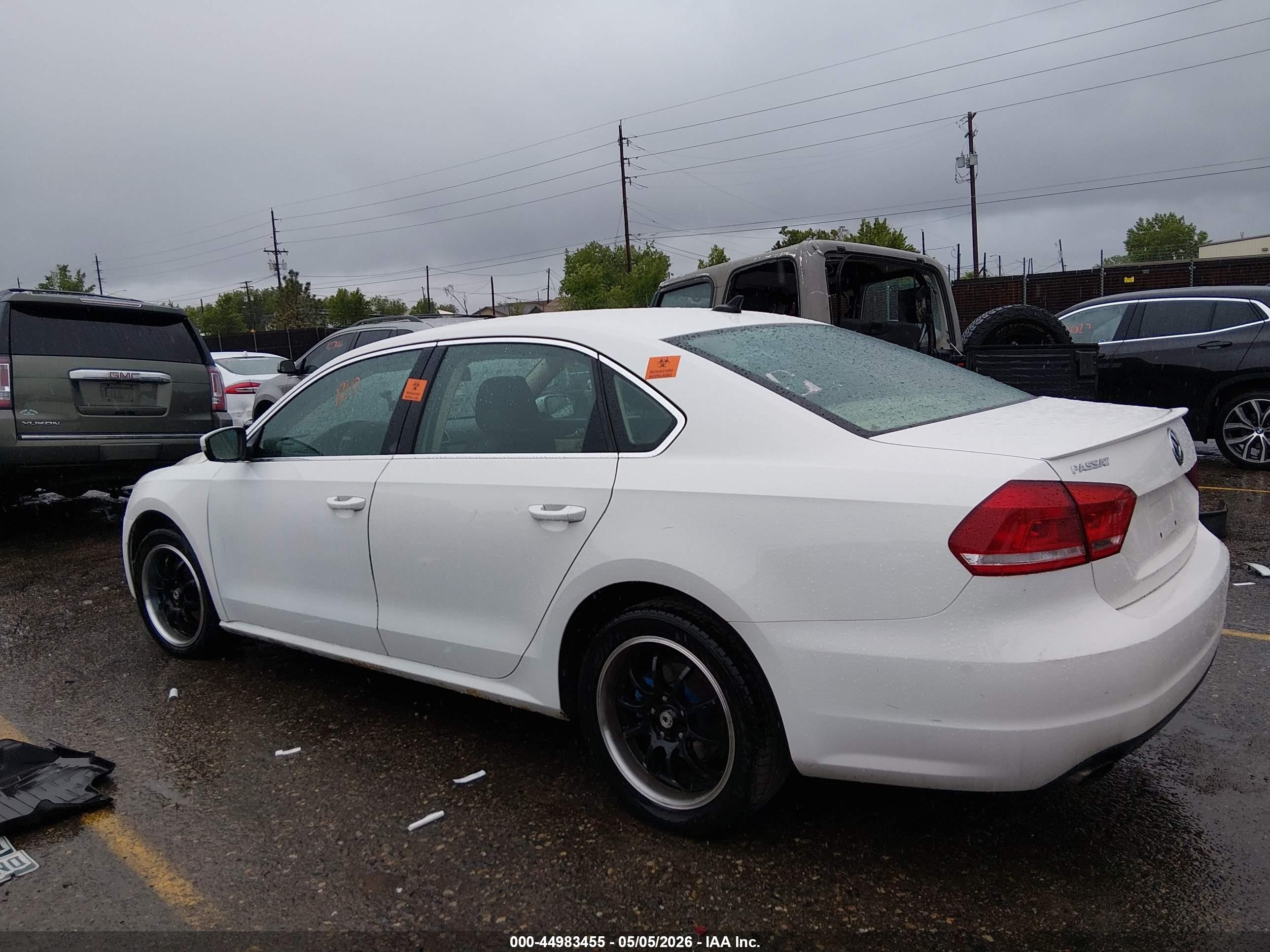 2014 Volkswagen Passat 1.8t Se Белый vin: 1VWBS7A35EC115488