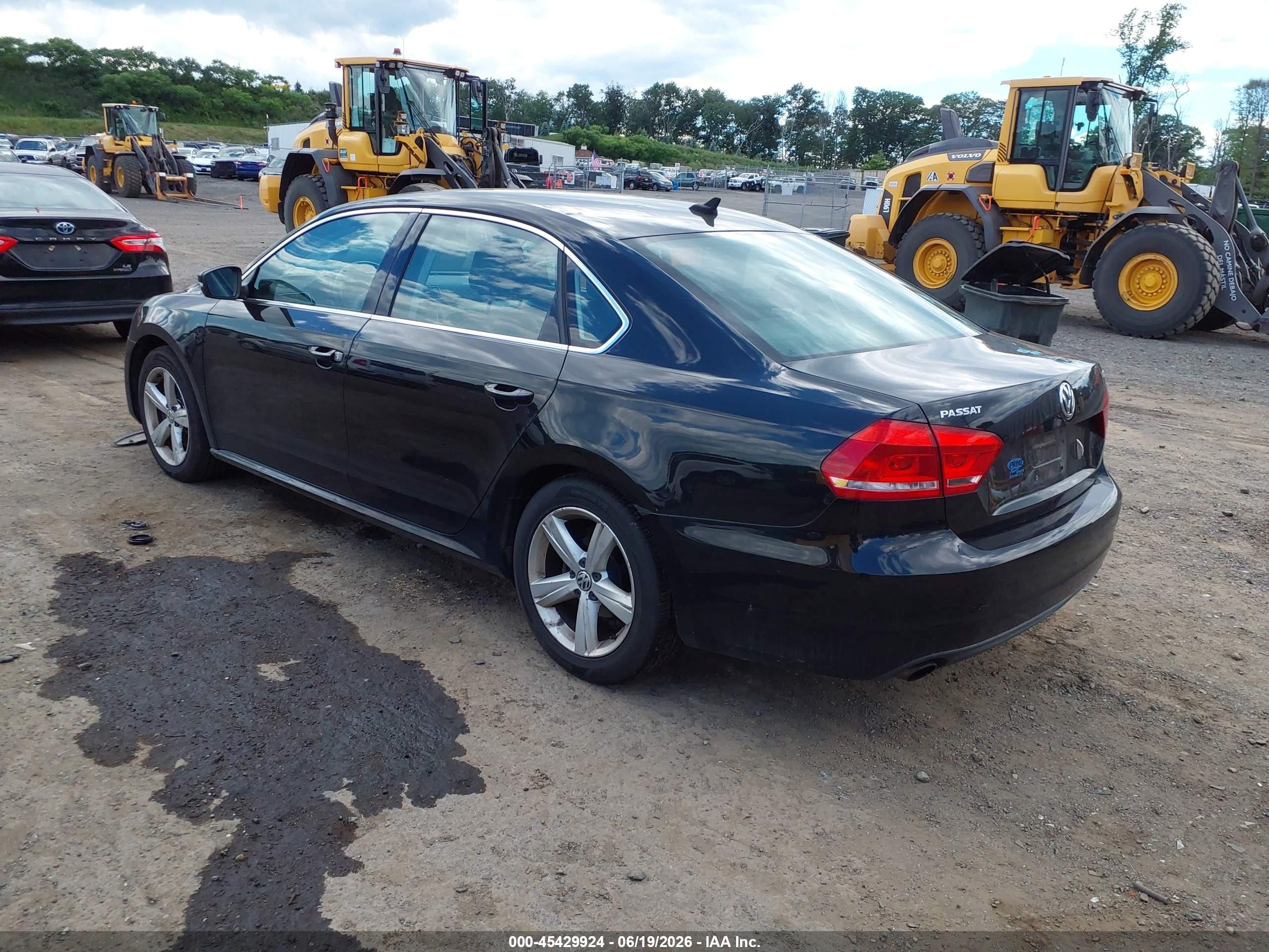 2014 Volkswagen Passat 1.8t Se Black vin: 1VWBS7A36EC106654
