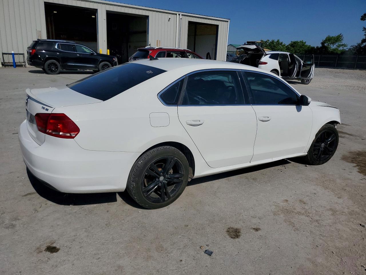 2014 Volkswagen Passat Se Белый vin: 1VWBS7A36EC112132