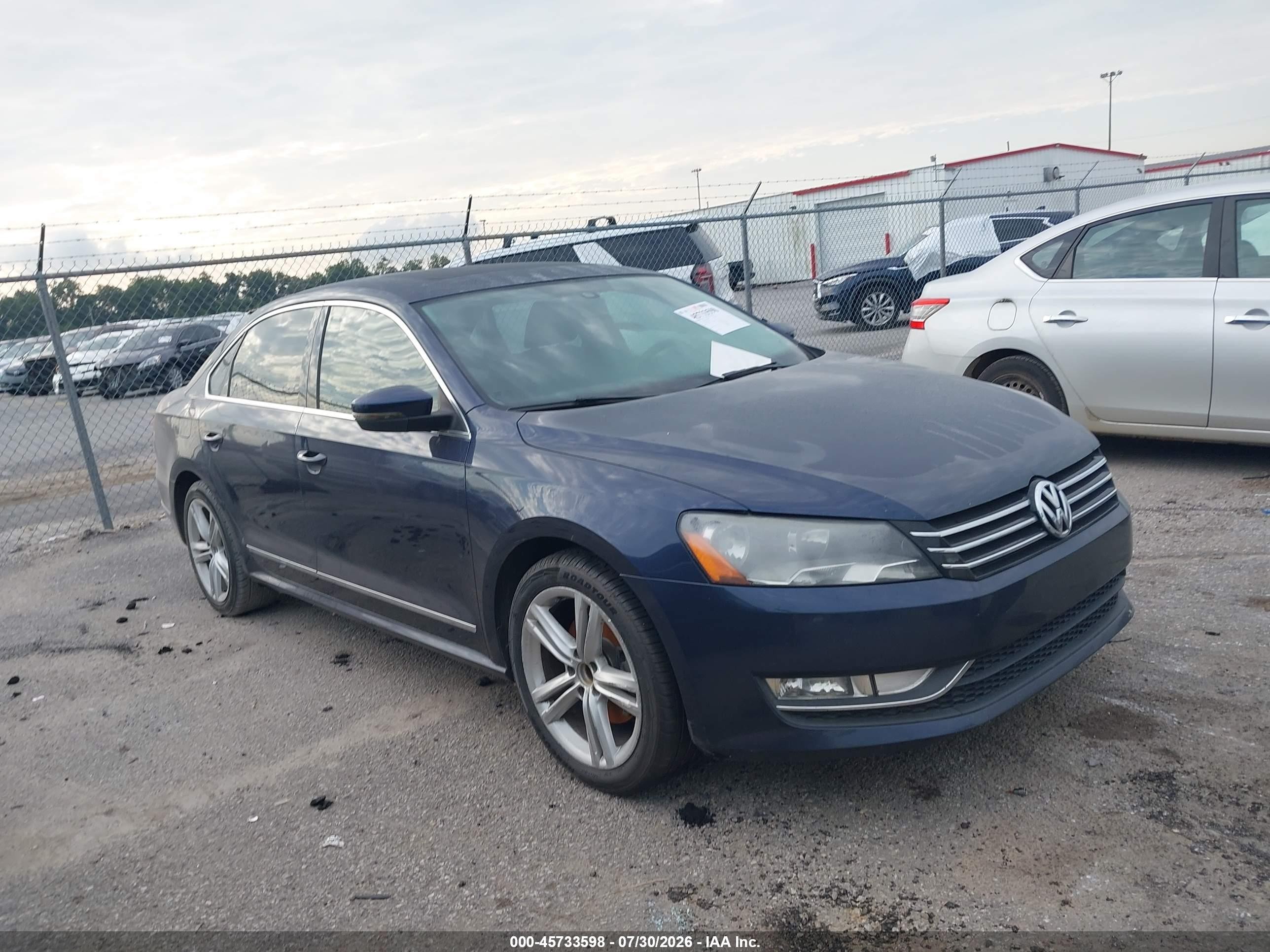 2015 Volkswagen Passat 1.8t Se Blue vin: 1VWBS7A36FC056243