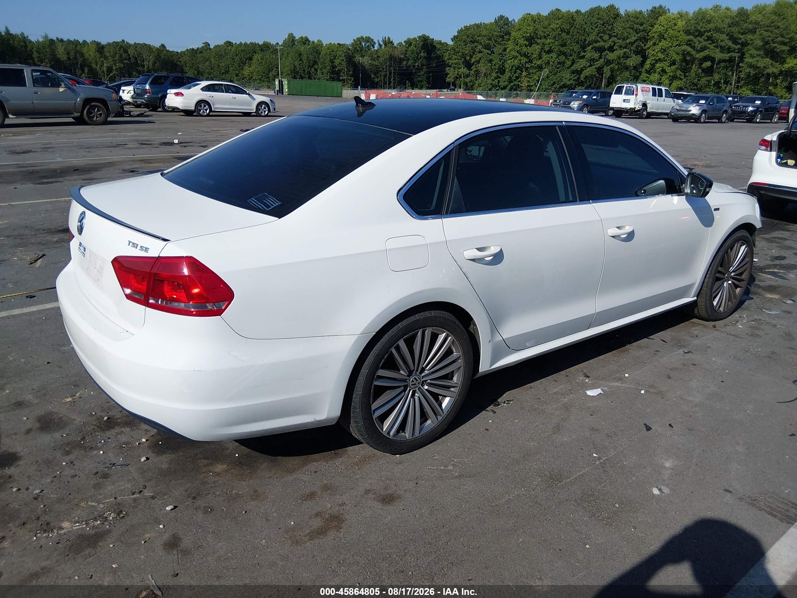 2014 Volkswagen Passat 1.8t Sport White vin: 1VWBS7A37EC113581