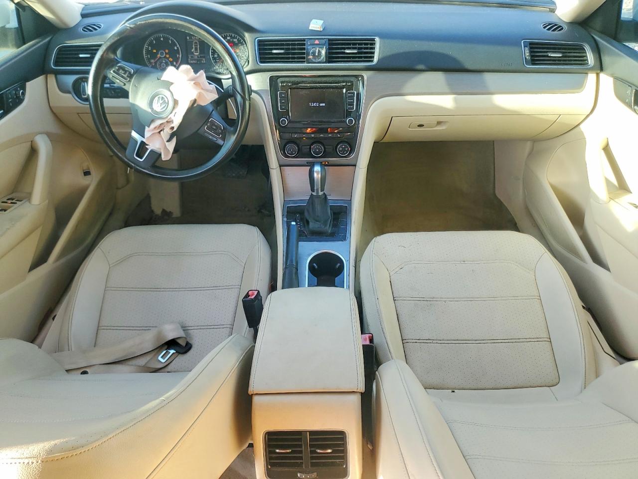 2014 Volkswagen Passat Se White vin: 1VWBS7A37EC116657