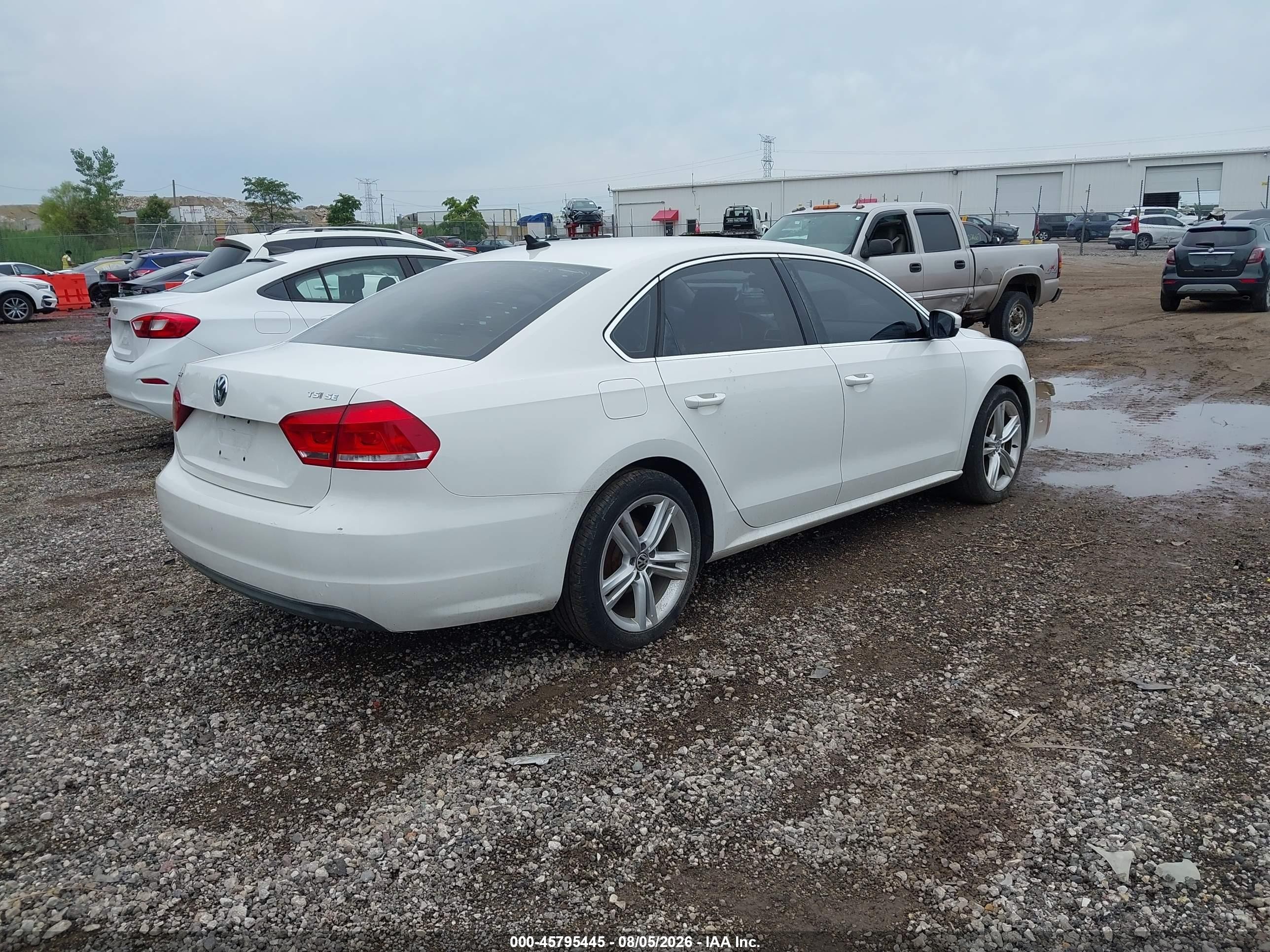 2014 Volkswagen Passat 1.8t Se White vin: 1VWBS7A38EC061913