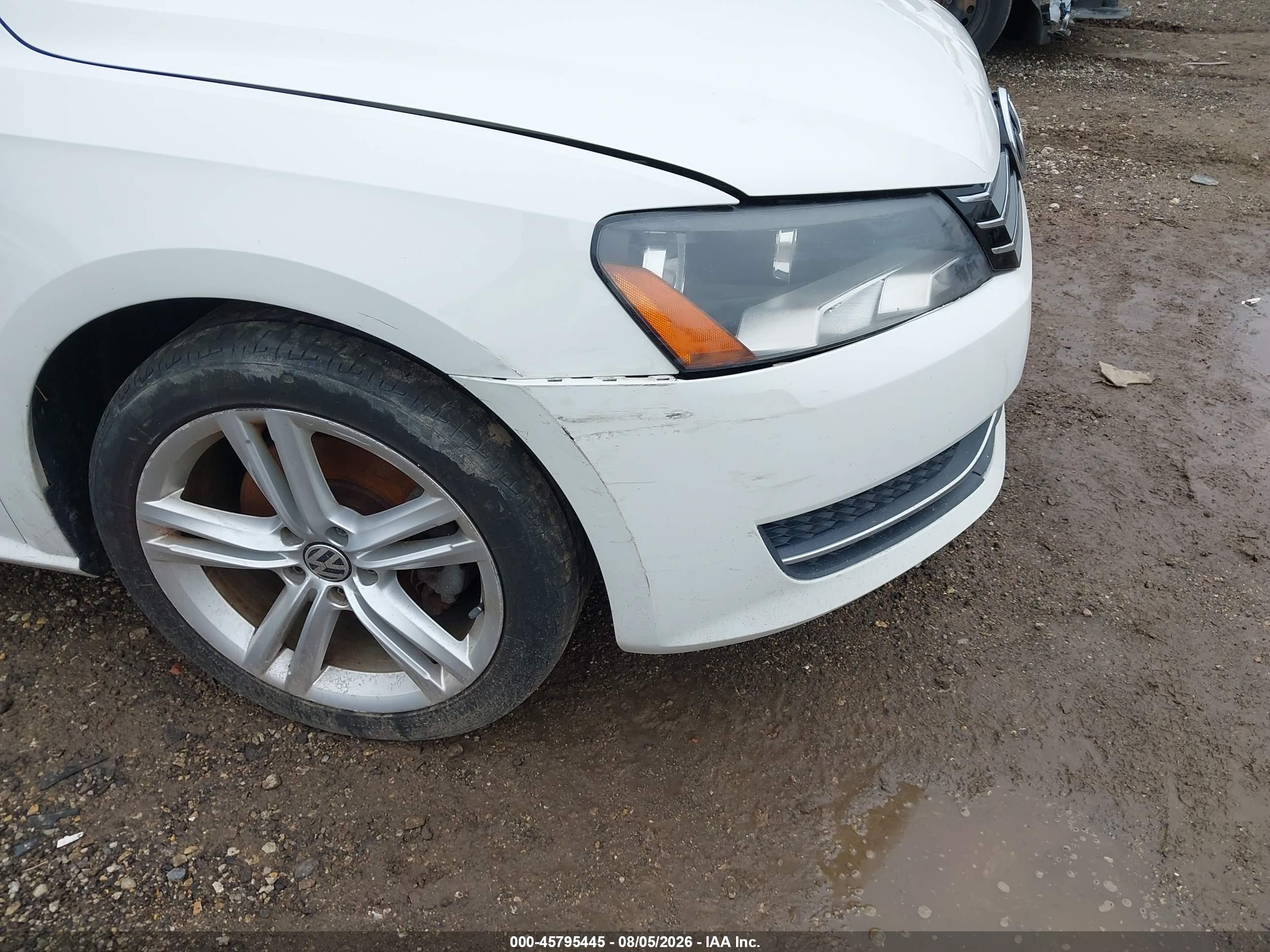 2014 Volkswagen Passat 1.8t Se White vin: 1VWBS7A38EC061913