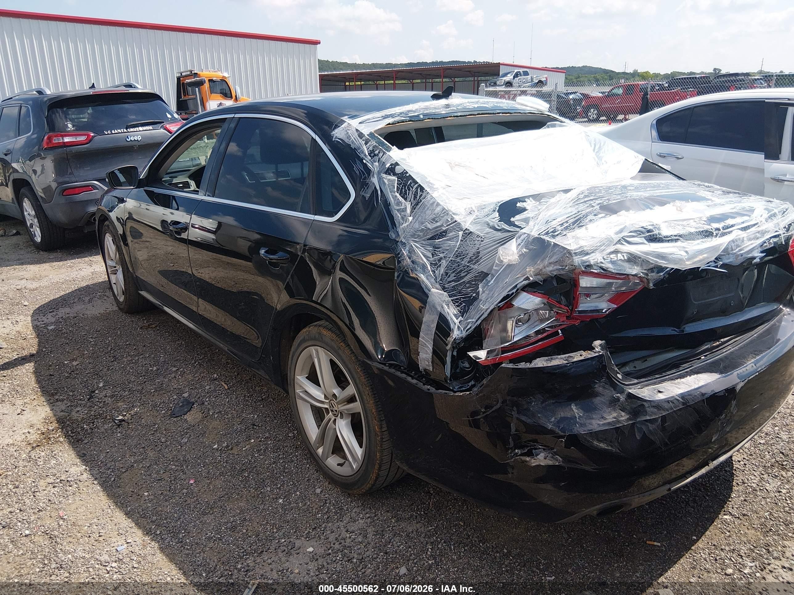 2014 Volkswagen Passat 1.8t Se Black vin: 1VWBS7A38EC068277