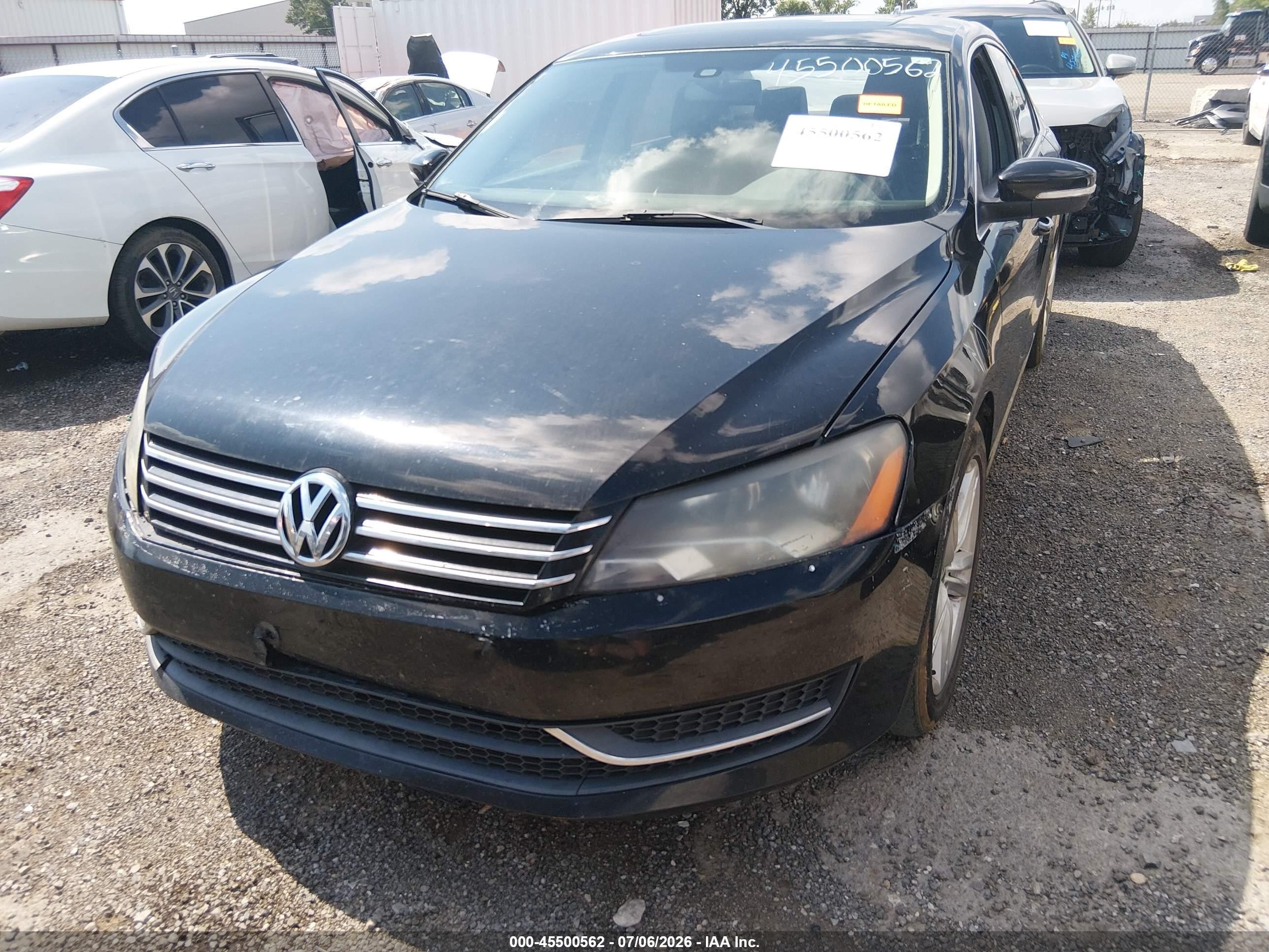 2014 Volkswagen Passat 1.8t Se Black vin: 1VWBS7A38EC068277
