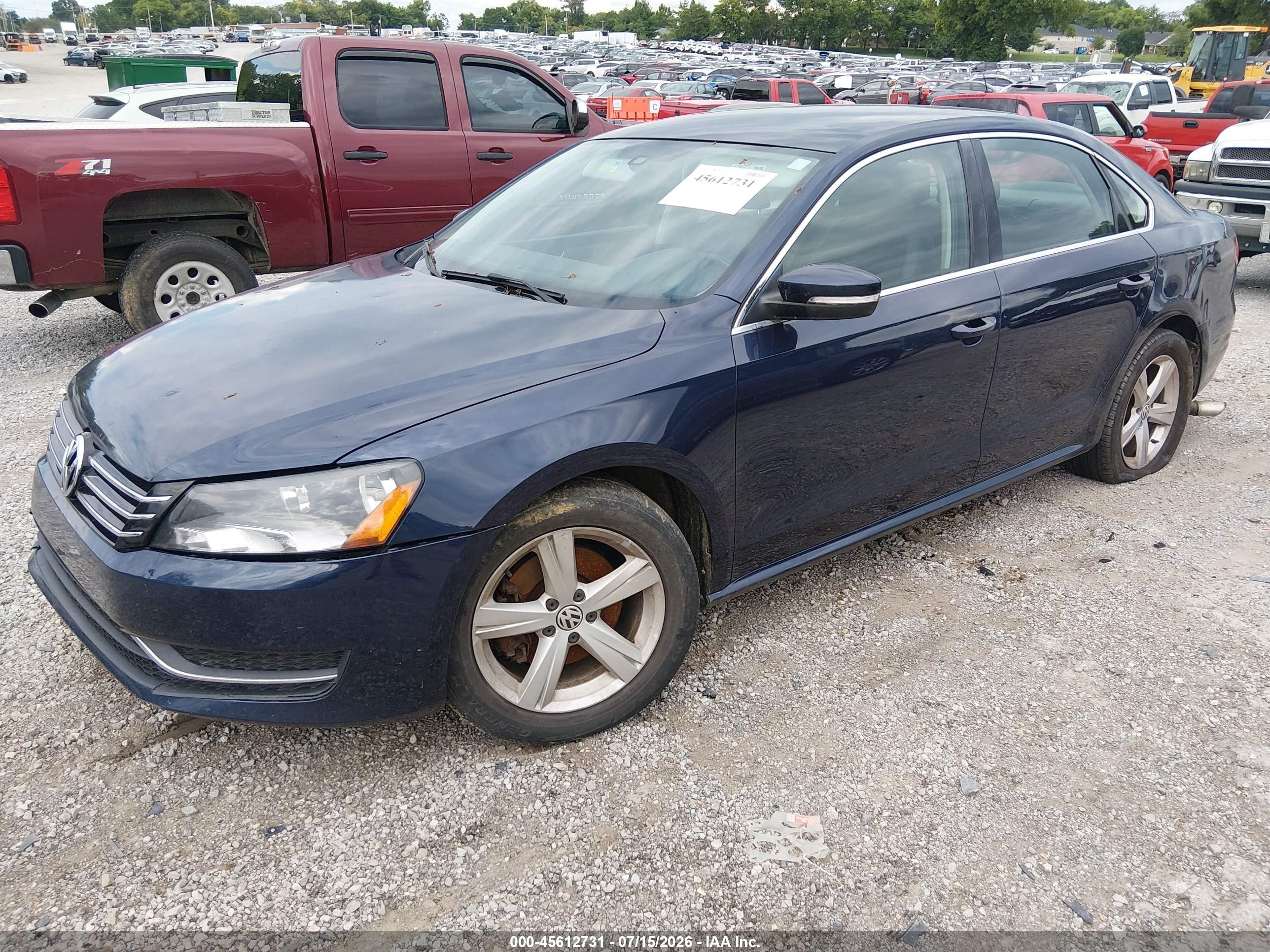2014 Volkswagen Passat 1.8t Se Blue vin: 1VWBS7A38EC084348