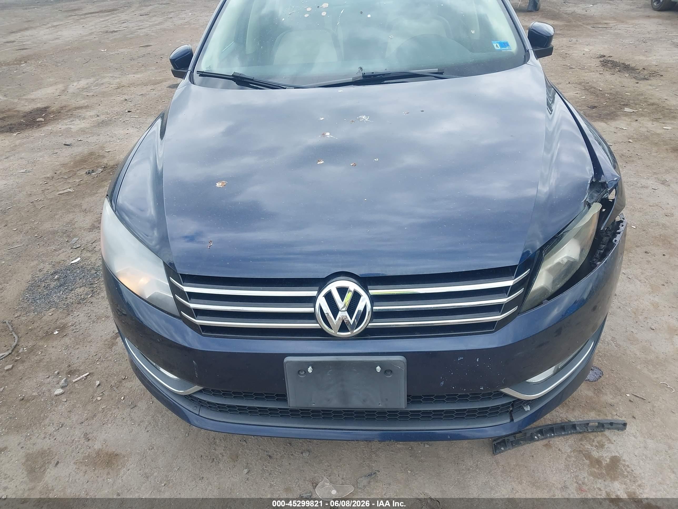 2015 Volkswagen Passat 1.8t Se Blue vin: 1VWBS7A38FC066854