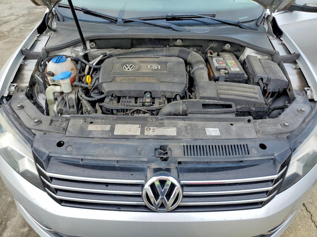2014 Volkswagen Passat Se Silver vin: 1VWBS7A3XEC041386