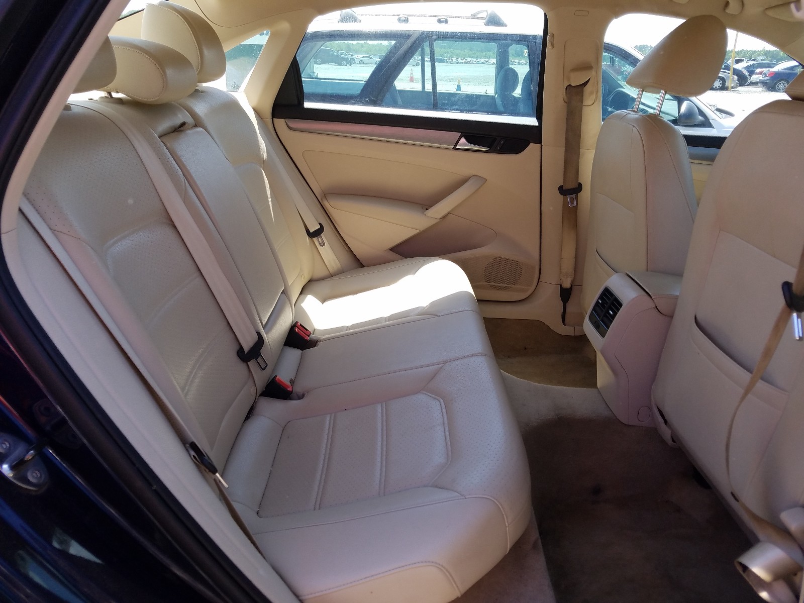 2014 Volkswagen Passat Se Blue vin: 1VWBS7A3XEC065963