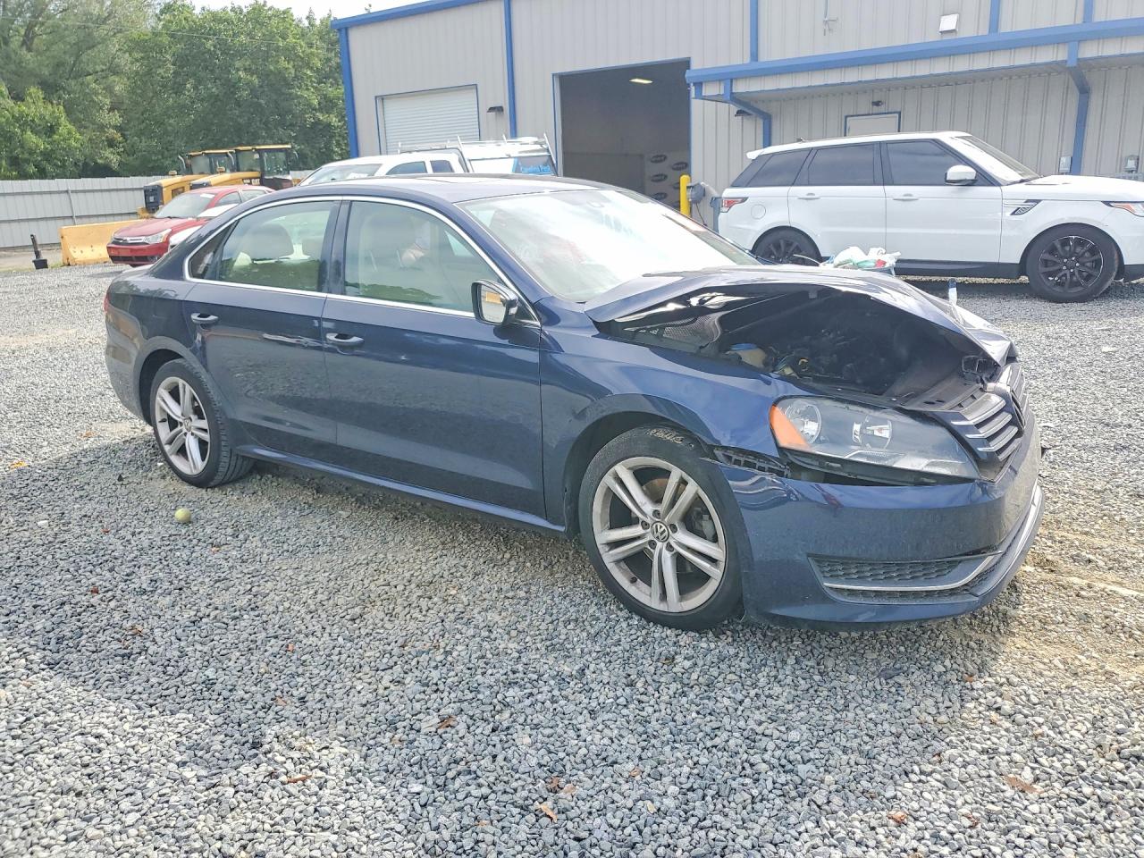 2014 Volkswagen Passat Se Blue vin: 1VWBS7A3XEC065963