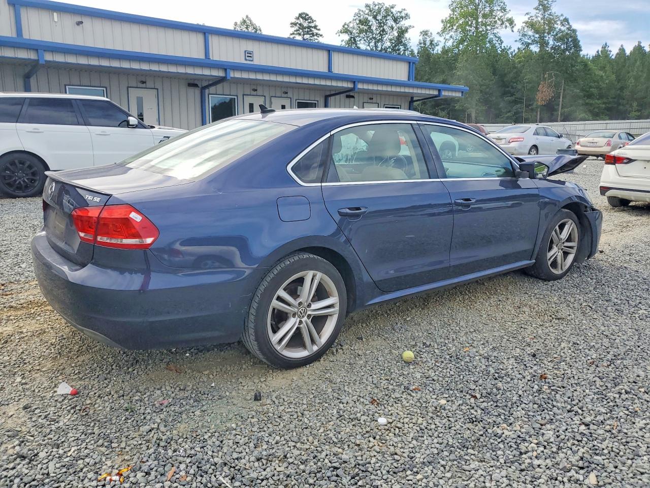 2014 Volkswagen Passat Se Blue vin: 1VWBS7A3XEC065963