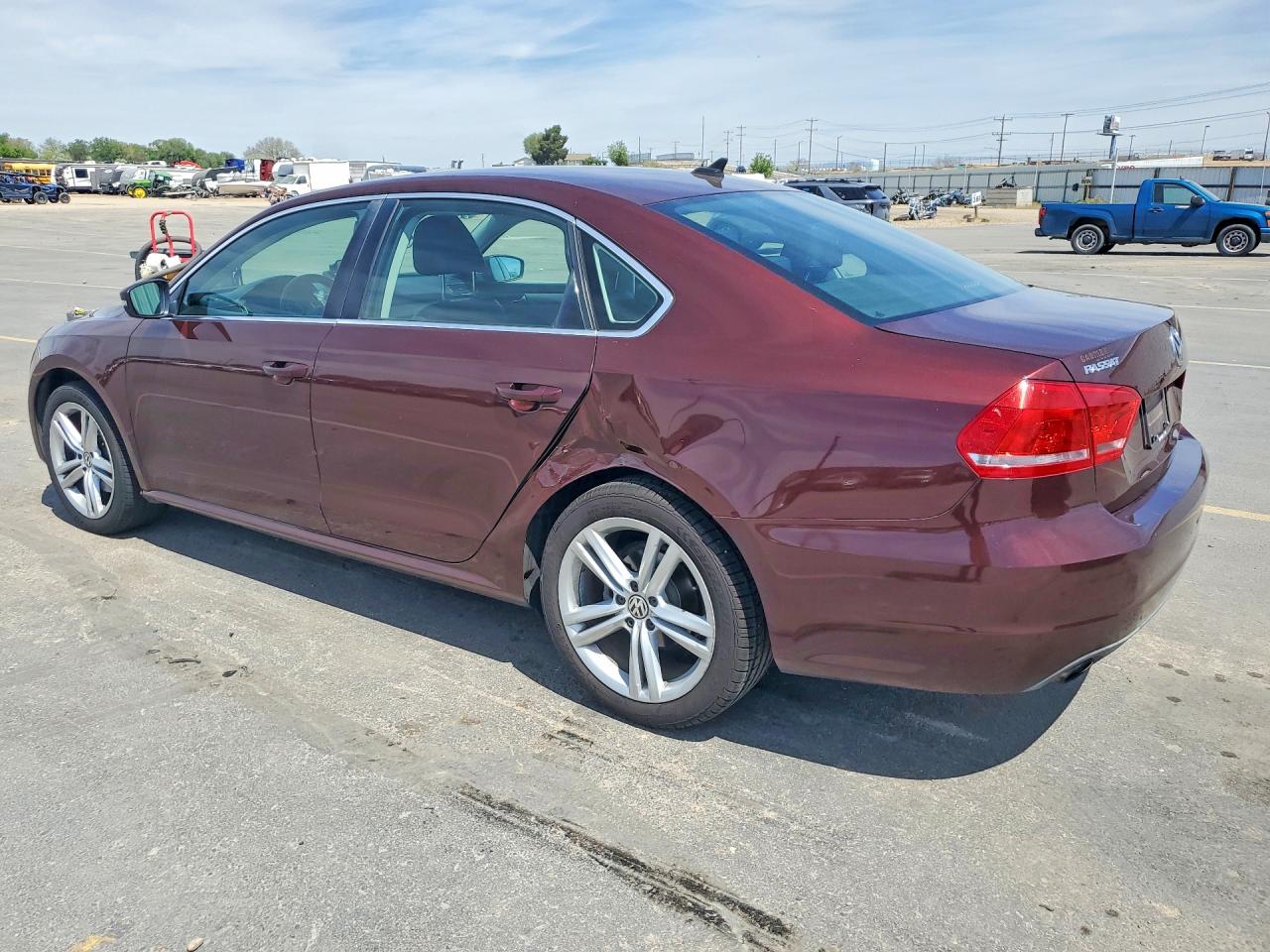 2014 Volkswagen Passat Бордовый vin: 1VWBS7A3XEC066210