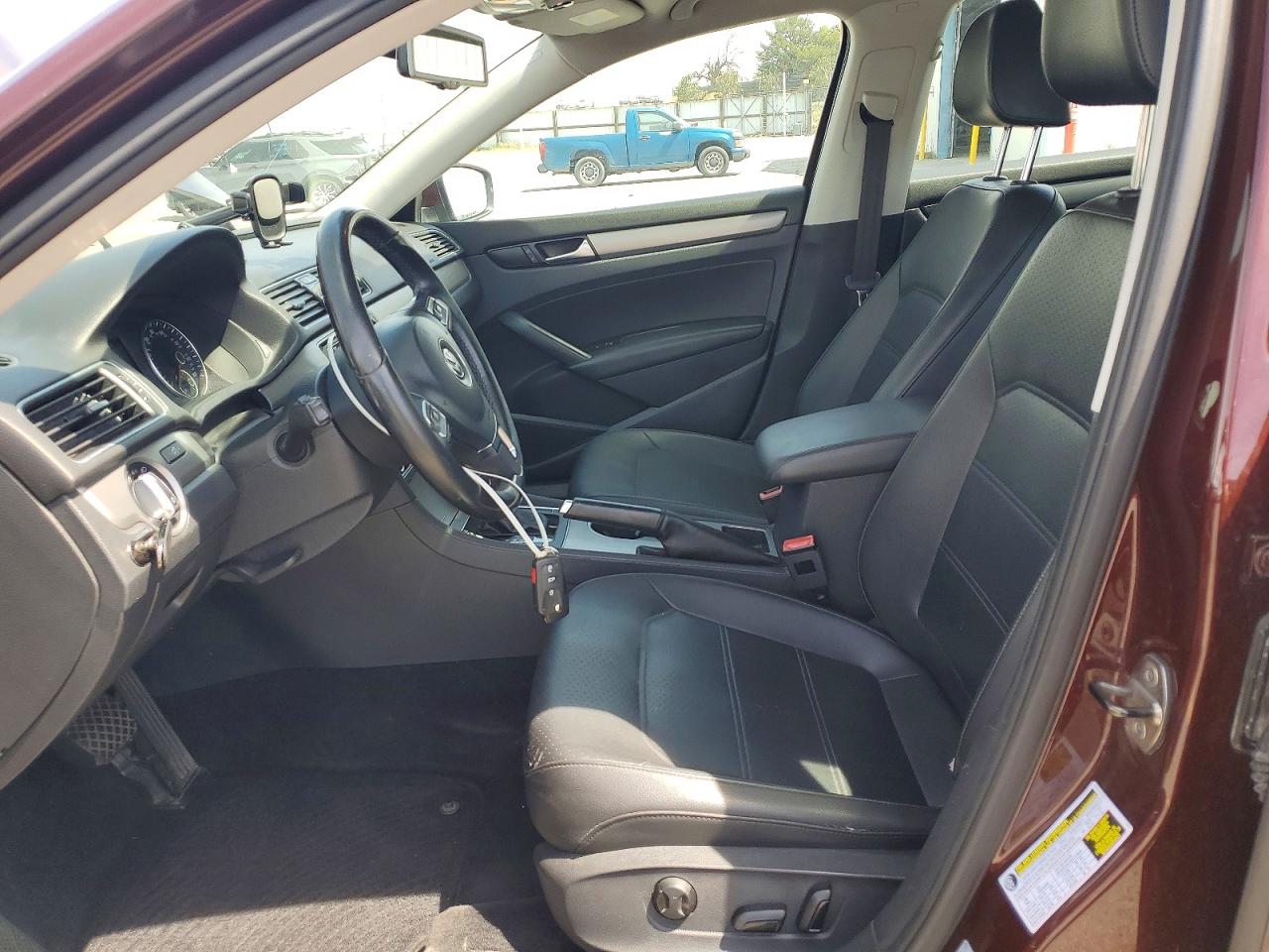 2014 Volkswagen Passat Бордовый vin: 1VWBS7A3XEC066210