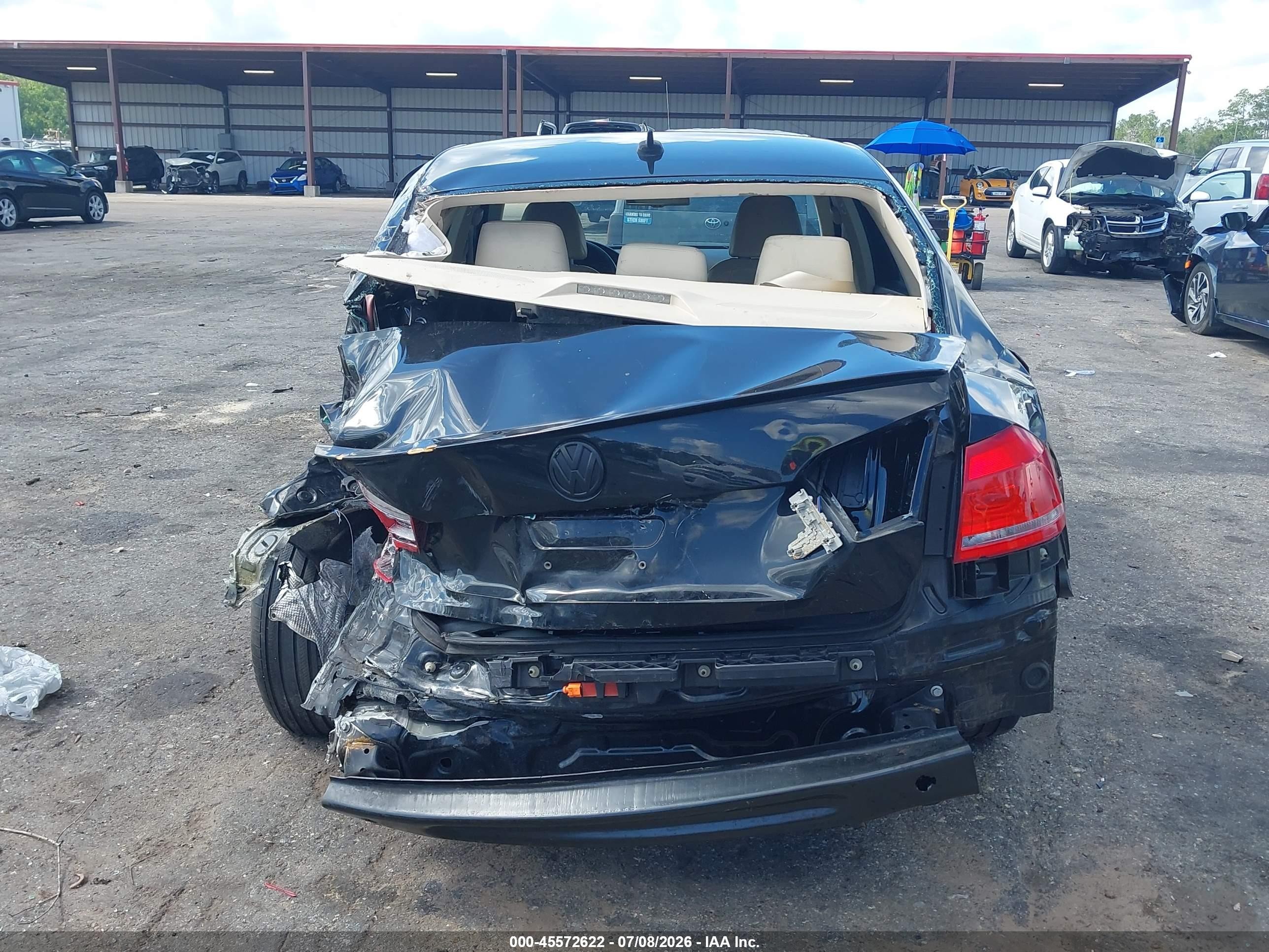 2014 Volkswagen Passat 1.8t Se Black vin: 1VWBS7A3XEC114188