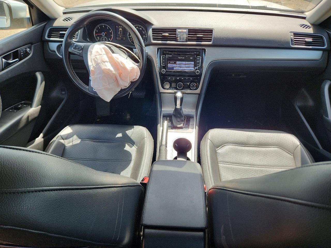 2015 Volkswagen Passat Se Silver vin: 1VWBS7A3XFC024752