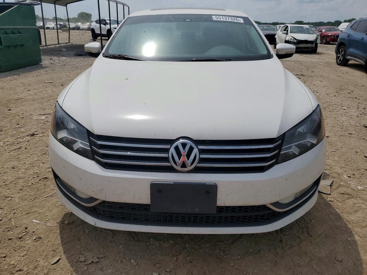 2015 Volkswagen Passat Se Белый vin: 1VWBS7A3XFC032981