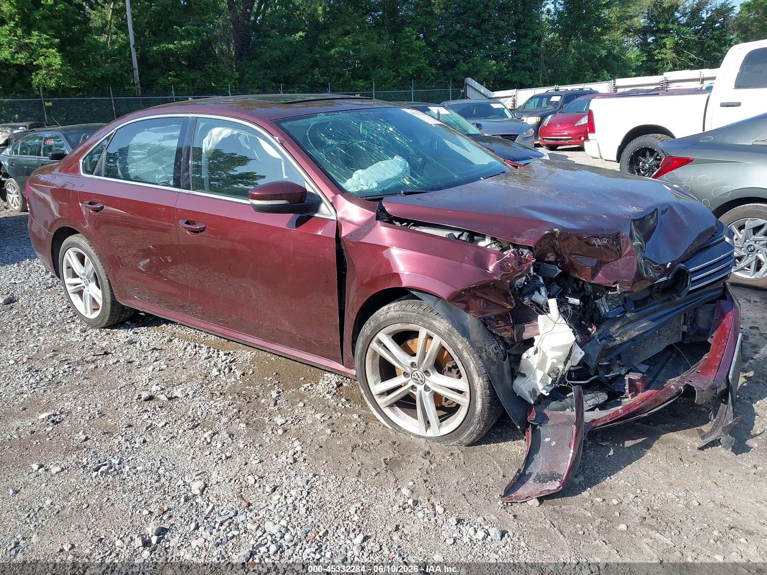 2014 Volkswagen Passat 1.8t Se Burgundy vin: 1VWBT7A30EC077990
