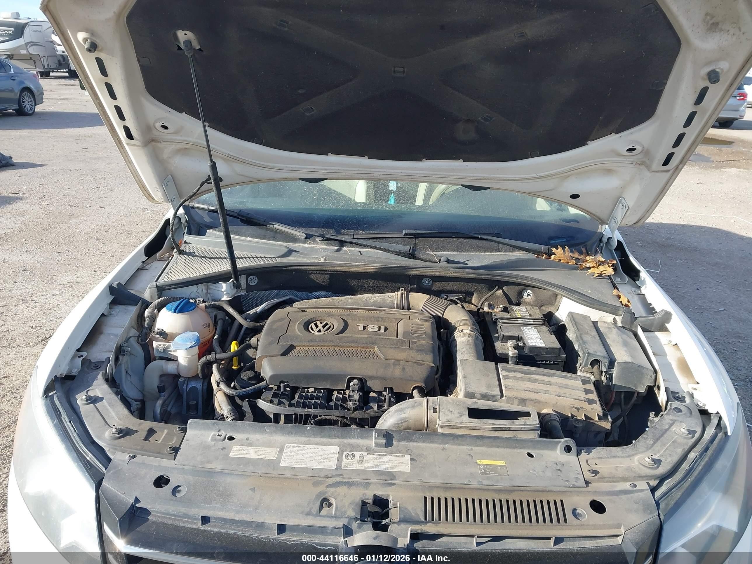 2014 Volkswagen Passat 1.8t Se Белый vin: 1VWBT7A30EC119882