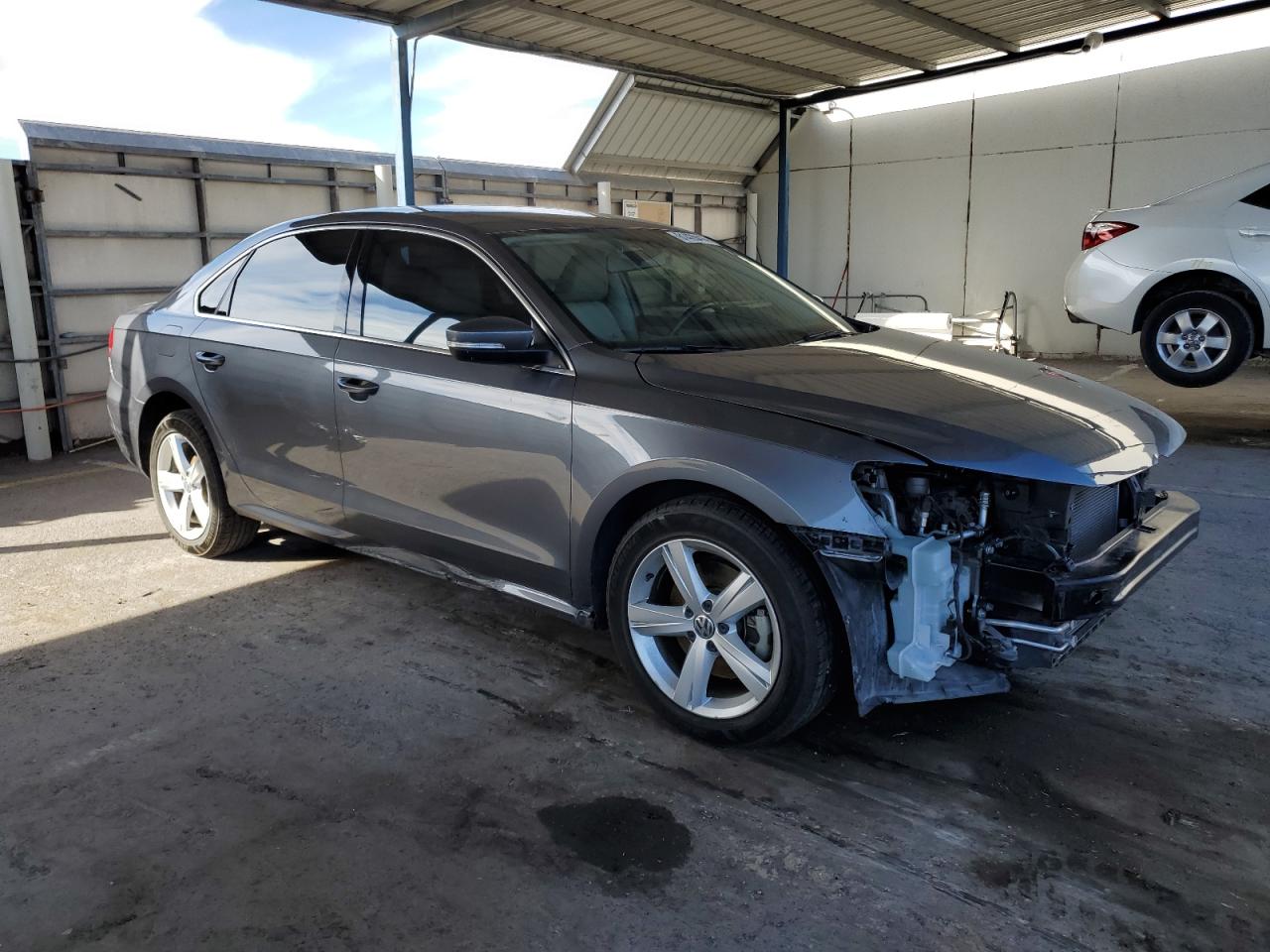 2015 Volkswagen Passat Se Gray vin: 1VWBT7A30FC006340