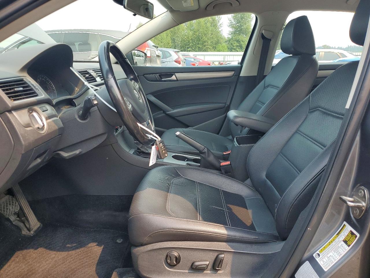 2015 Volkswagen Passat Se Gray vin: 1VWBT7A30FC023686