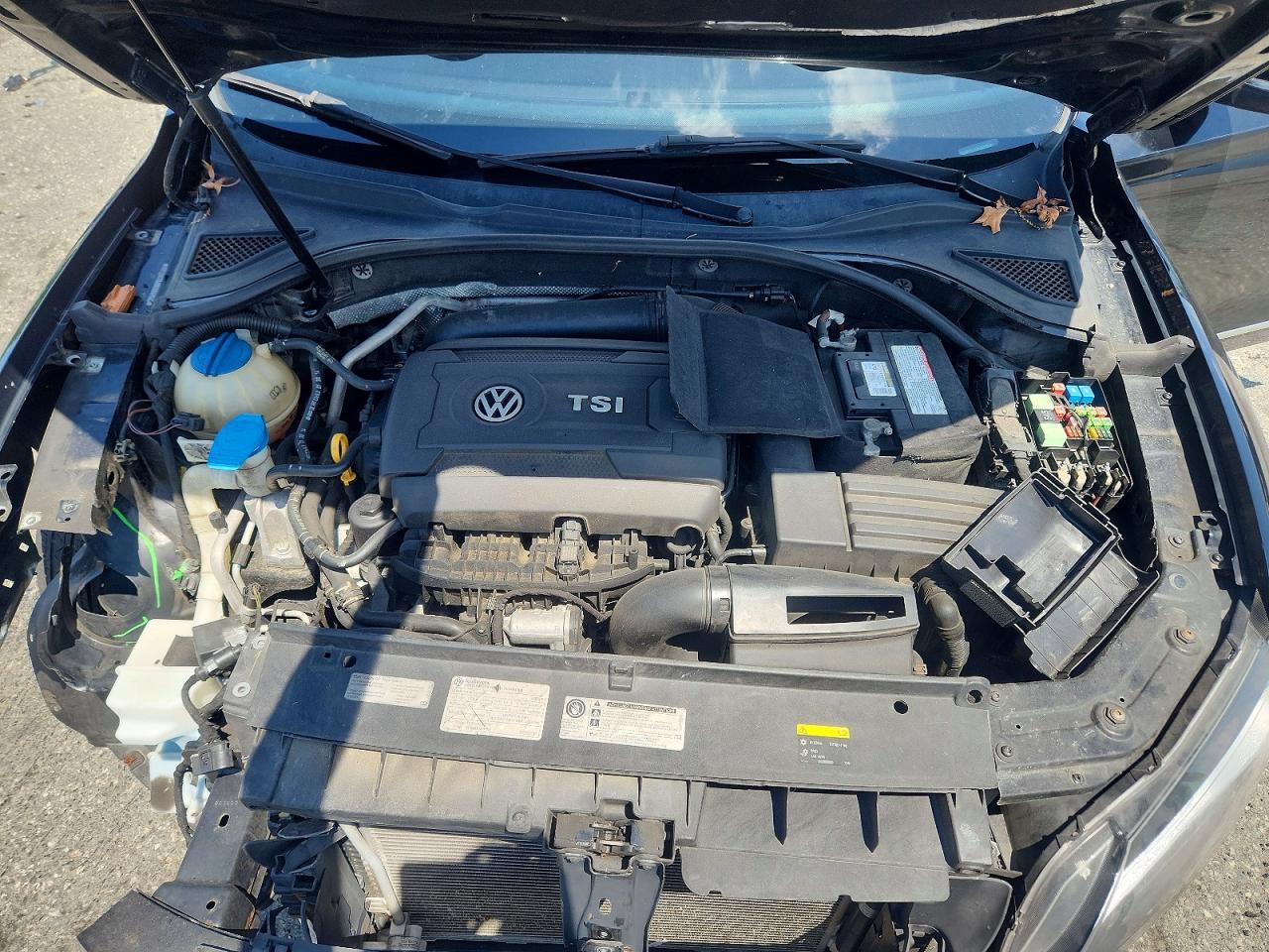 2015 Volkswagen Passat Se Черный vin: 1VWBT7A30FC047549
