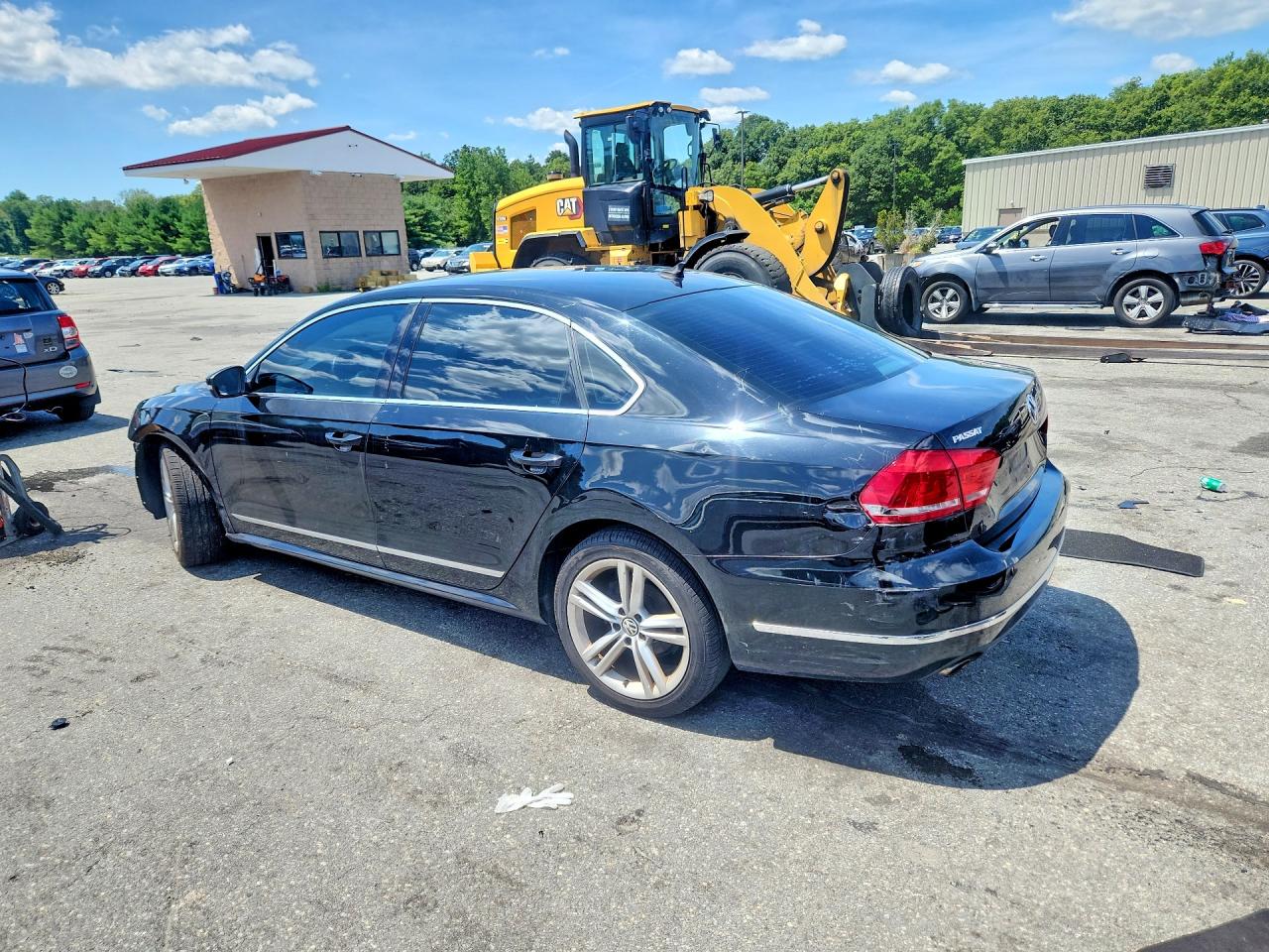 2015 Volkswagen Passat Se Черный vin: 1VWBT7A30FC047549