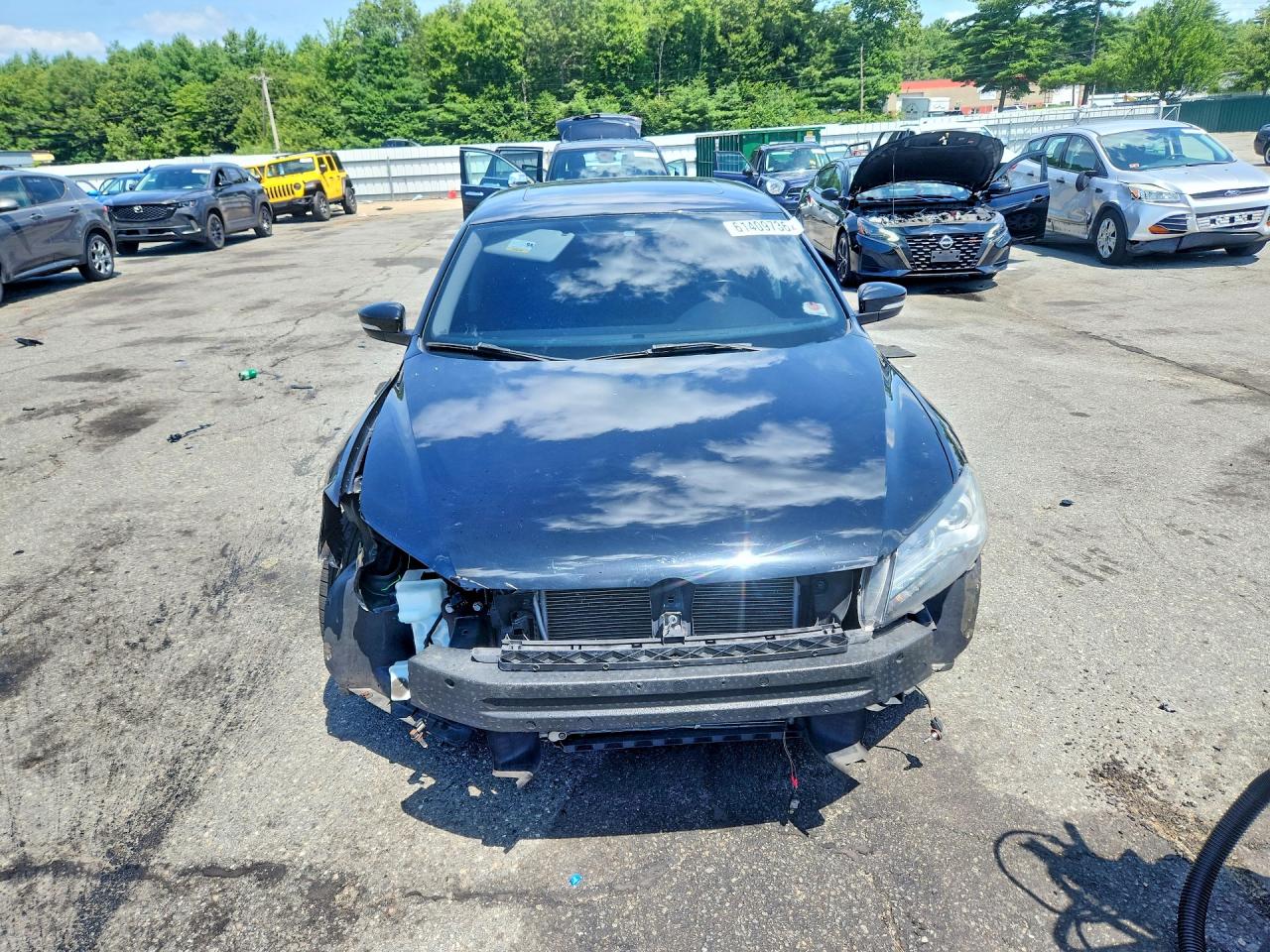 2015 Volkswagen Passat Se Черный vin: 1VWBT7A30FC047549