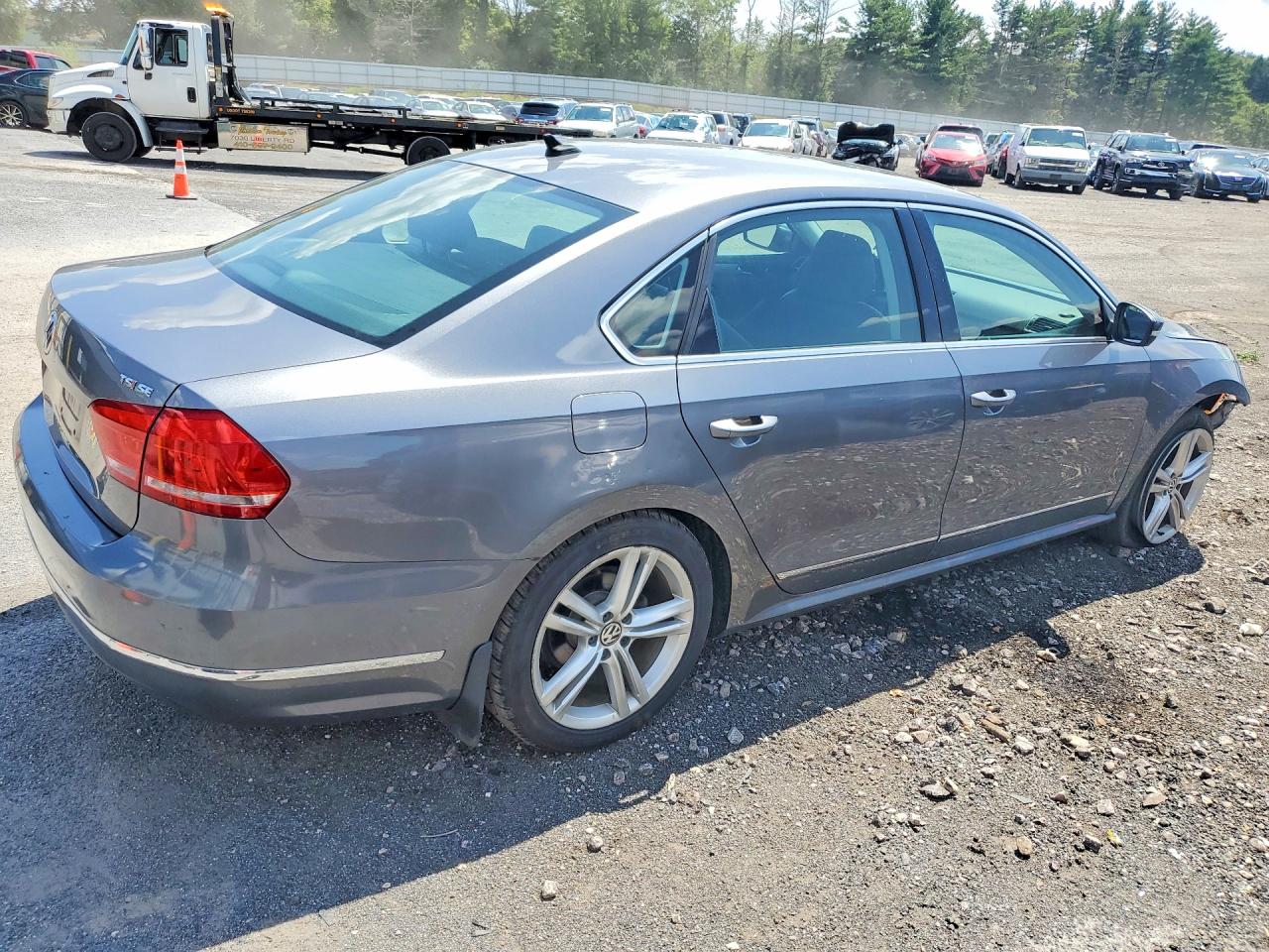 2015 Volkswagen Passat Se Gray vin: 1VWBT7A30FC073293