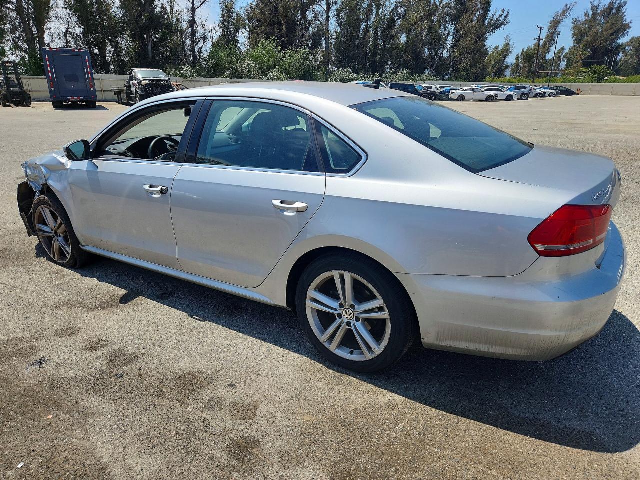 2014 Volkswagen Passat Se Silver vin: 1VWBT7A31EC045503