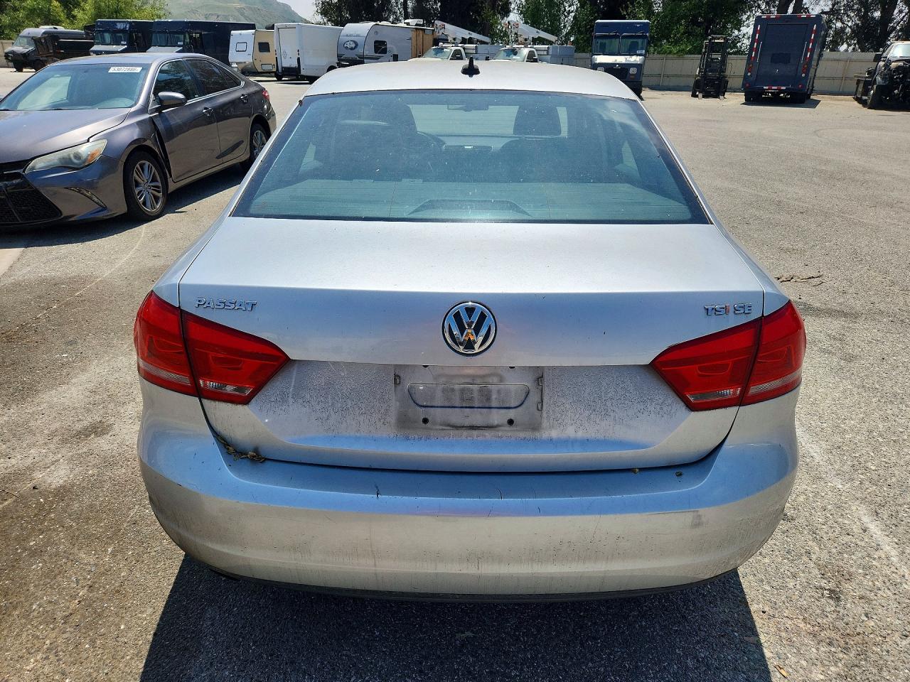 2014 Volkswagen Passat Se Silver vin: 1VWBT7A31EC045503